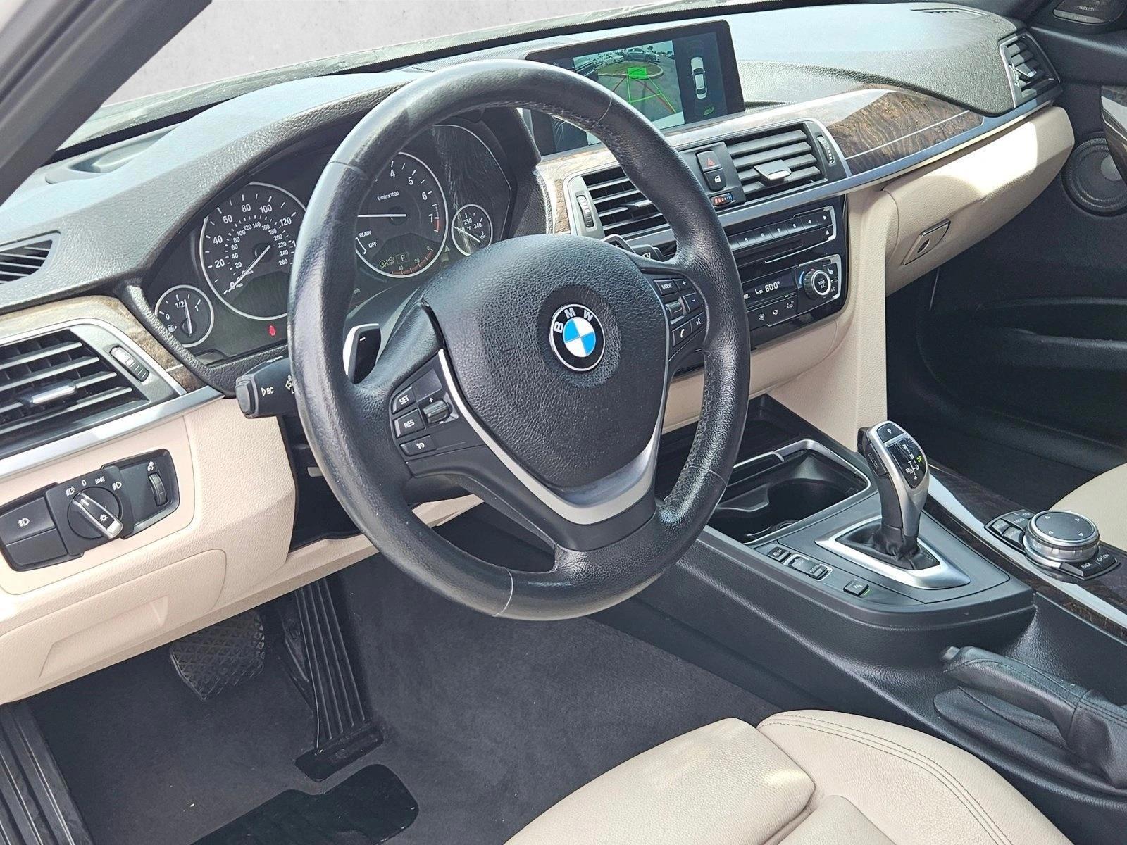 Thumbnail: 2016 BMW 3 Series - 3