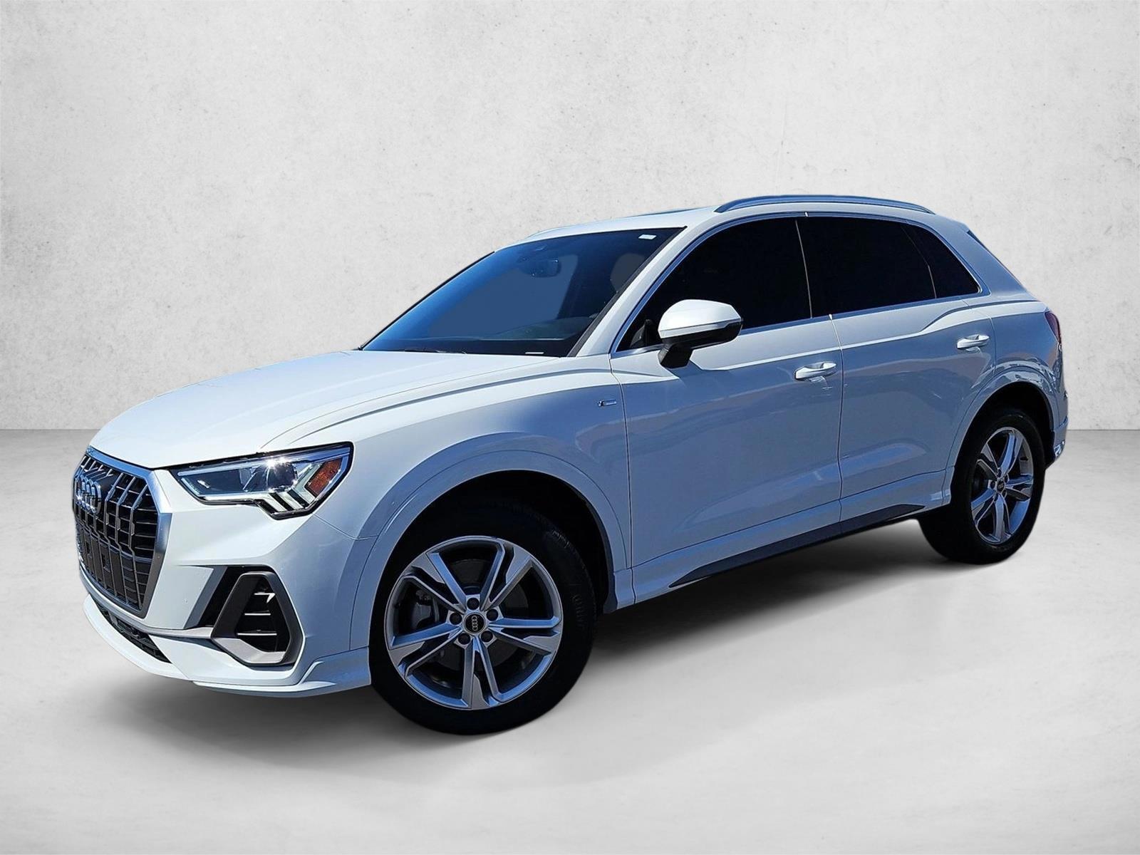 Thumbnail: 2024 Audi Q3 - 1