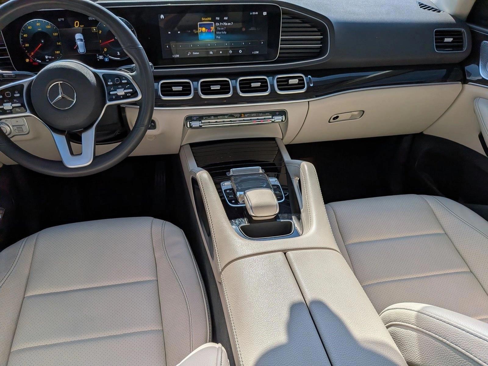 Thumbnail: 2020 Mercedes-Benz GLE - 3