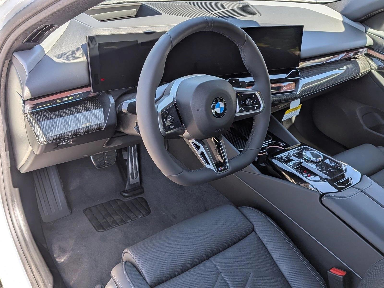 Thumbnail: 2026 BMW 5 Series - 3