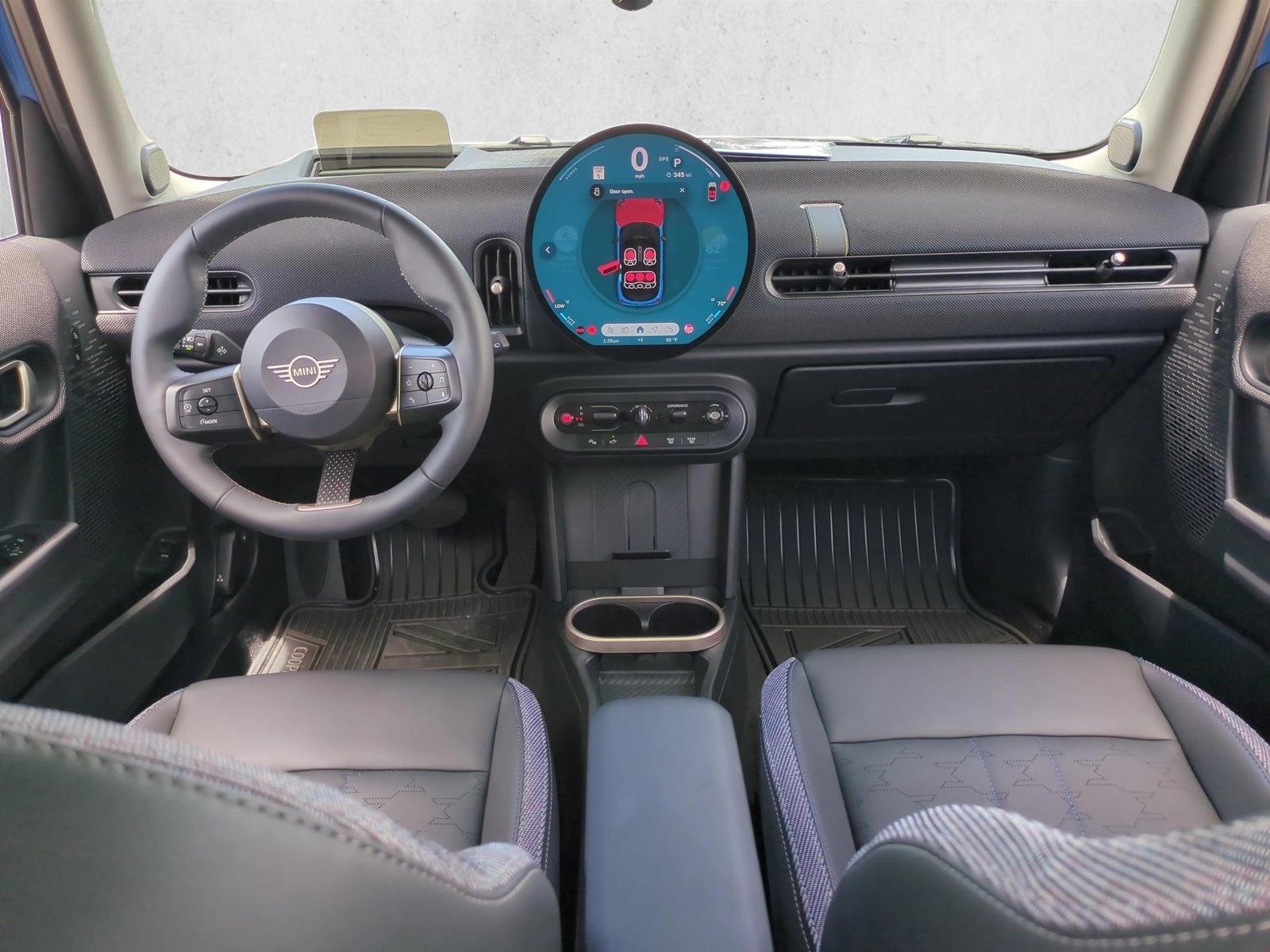 Thumbnail: 2025 MINI Cooper Hardtop - 3