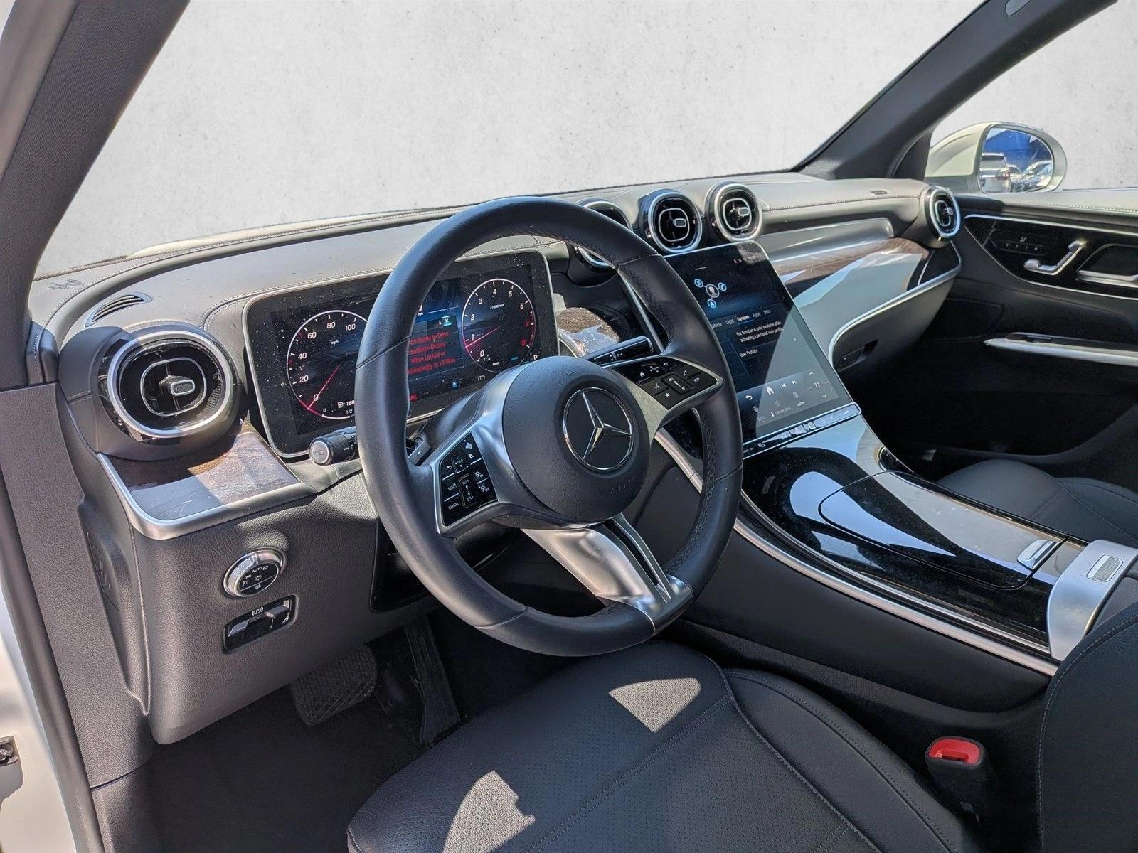 Thumbnail: 2025 Mercedes-Benz GLC - 3