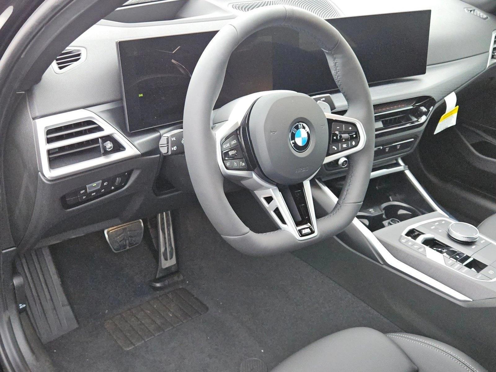 Thumbnail: 2026 BMW 3 Series - 3