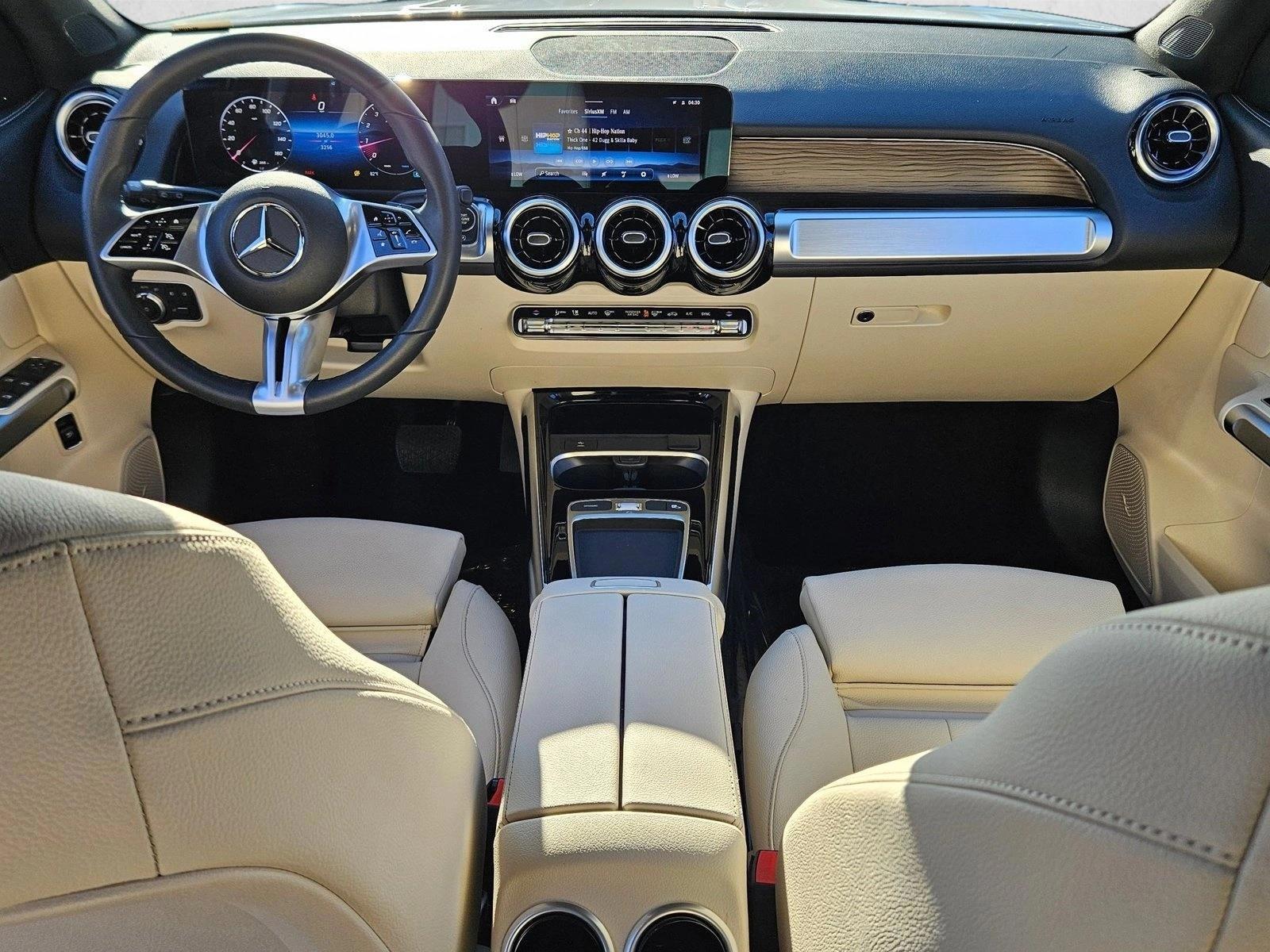 Thumbnail: 2026 Mercedes-Benz GLB - 3