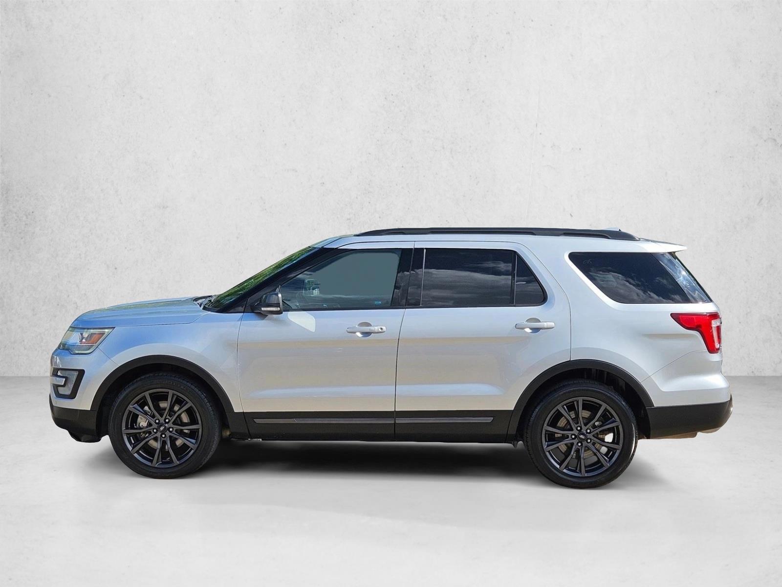 Thumbnail: 2017 Ford Explorer - 2