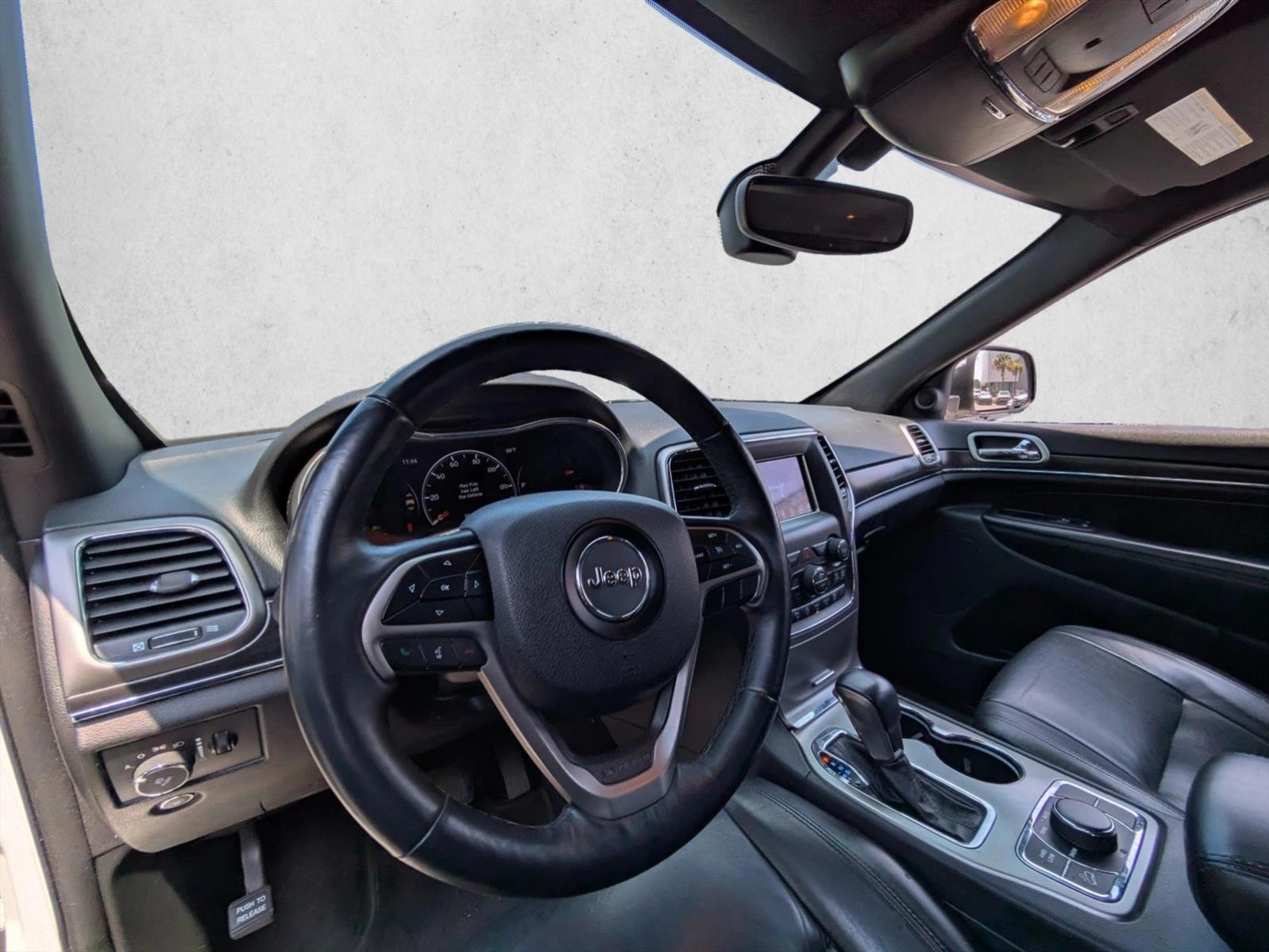 Thumbnail: 2018 Jeep Grand Cherokee - 3