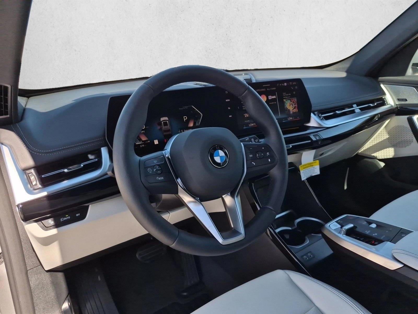 Thumbnail: 2026 BMW X1 - 3