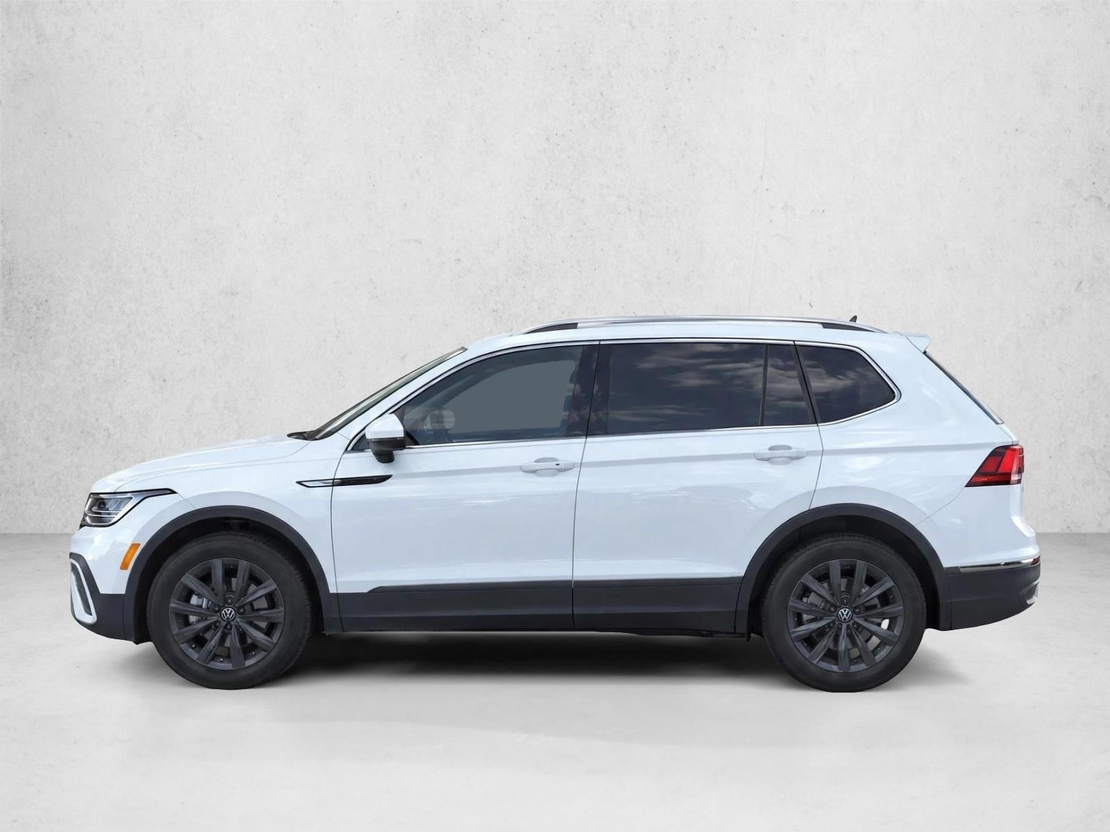 Thumbnail: 2024 Volkswagen Tiguan - 2