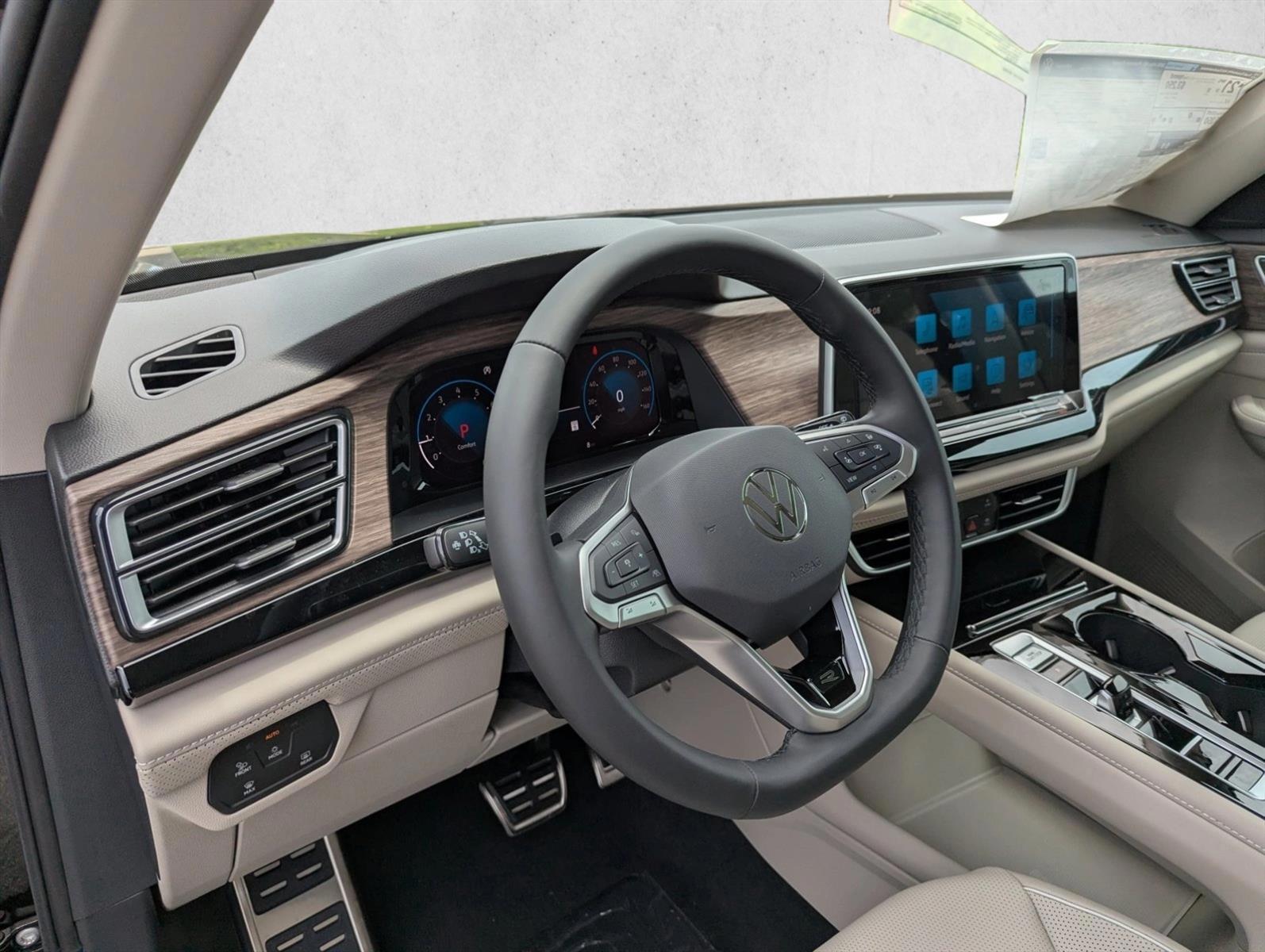 Thumbnail: 2026 Volkswagen Atlas - 3