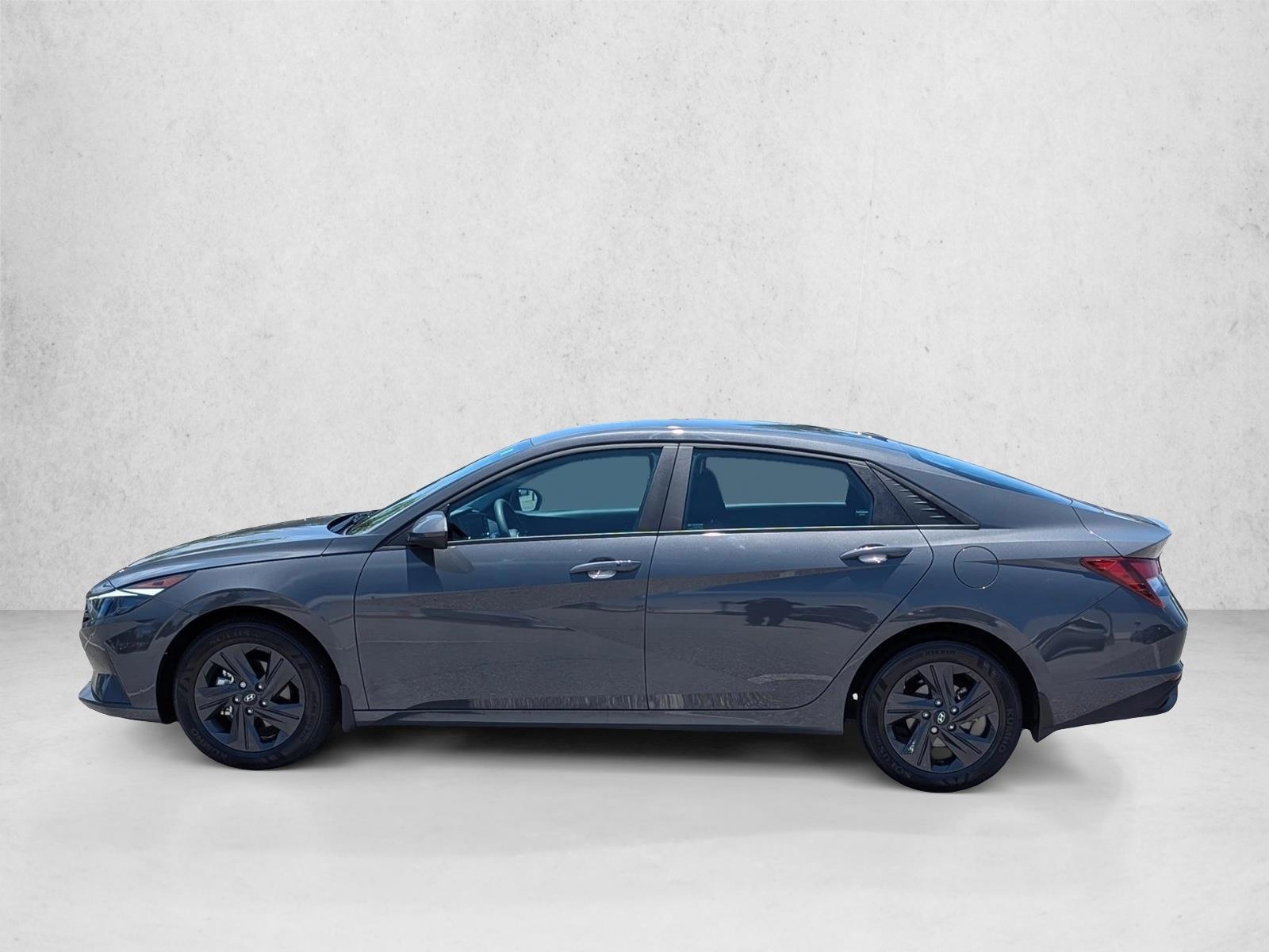 Thumbnail: 2023 Hyundai Elantra - 2