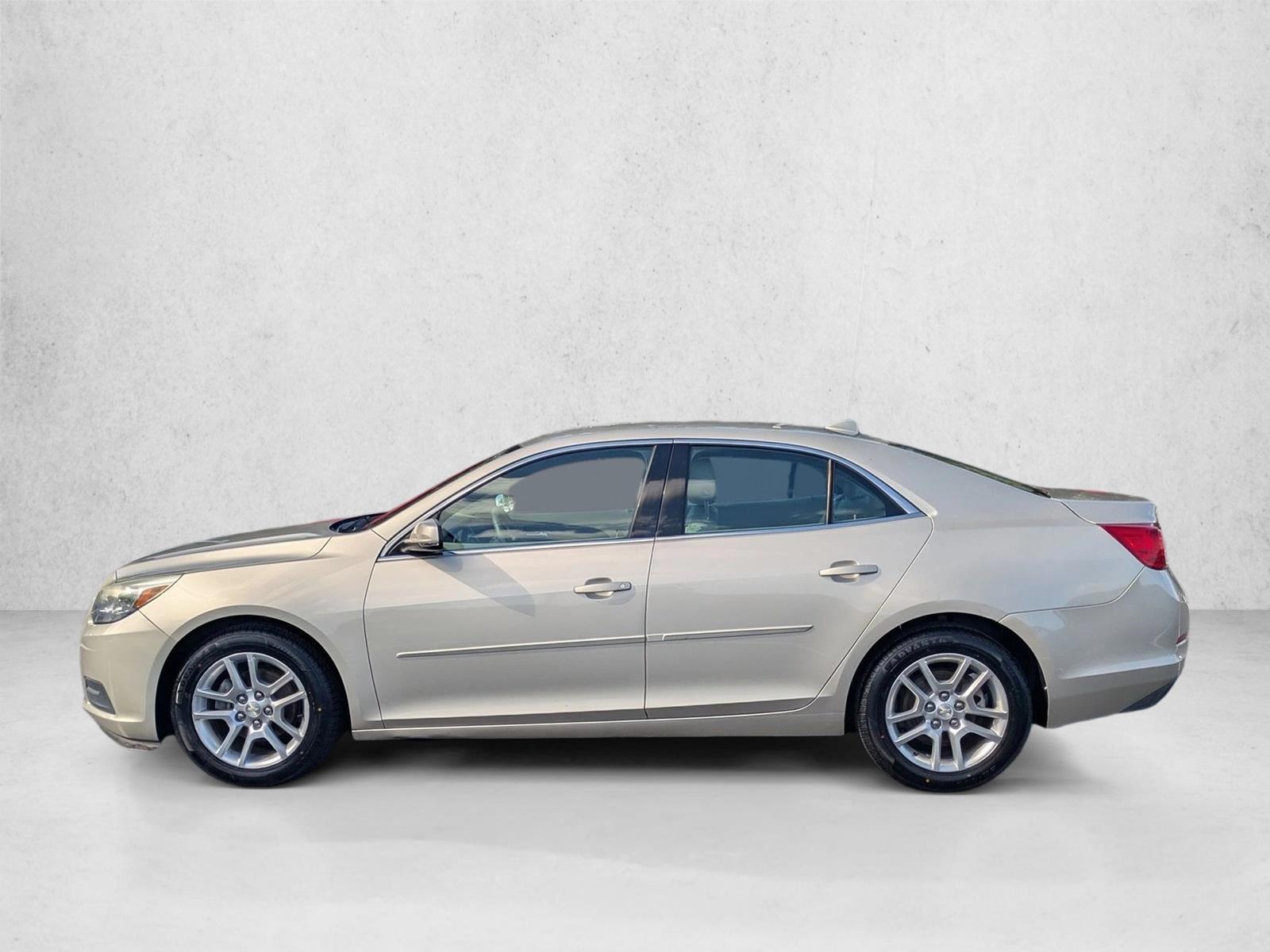 Thumbnail: 2013 Chevrolet Malibu - 2