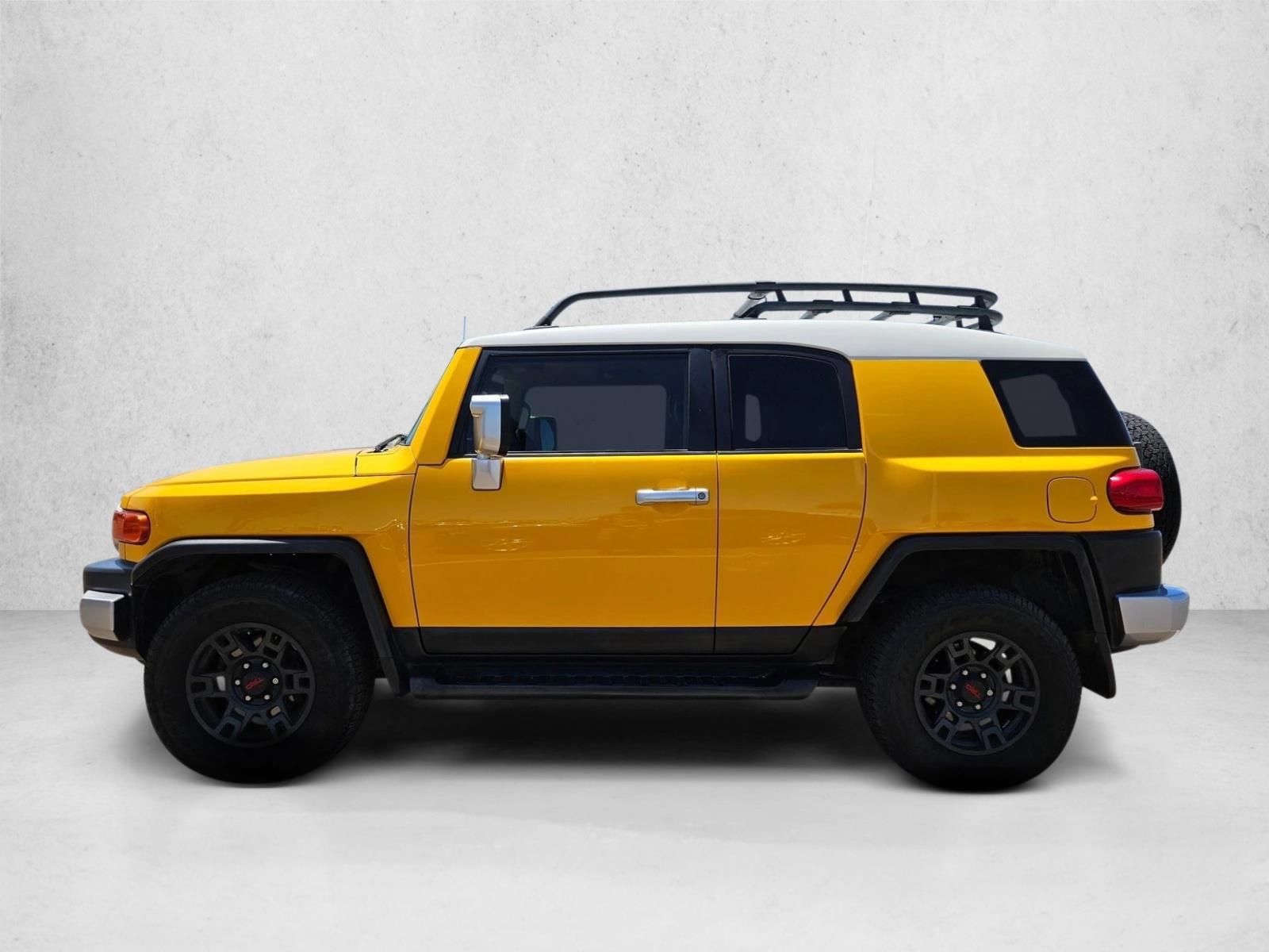 Thumbnail: 2007 Toyota FJ Cruiser - 2