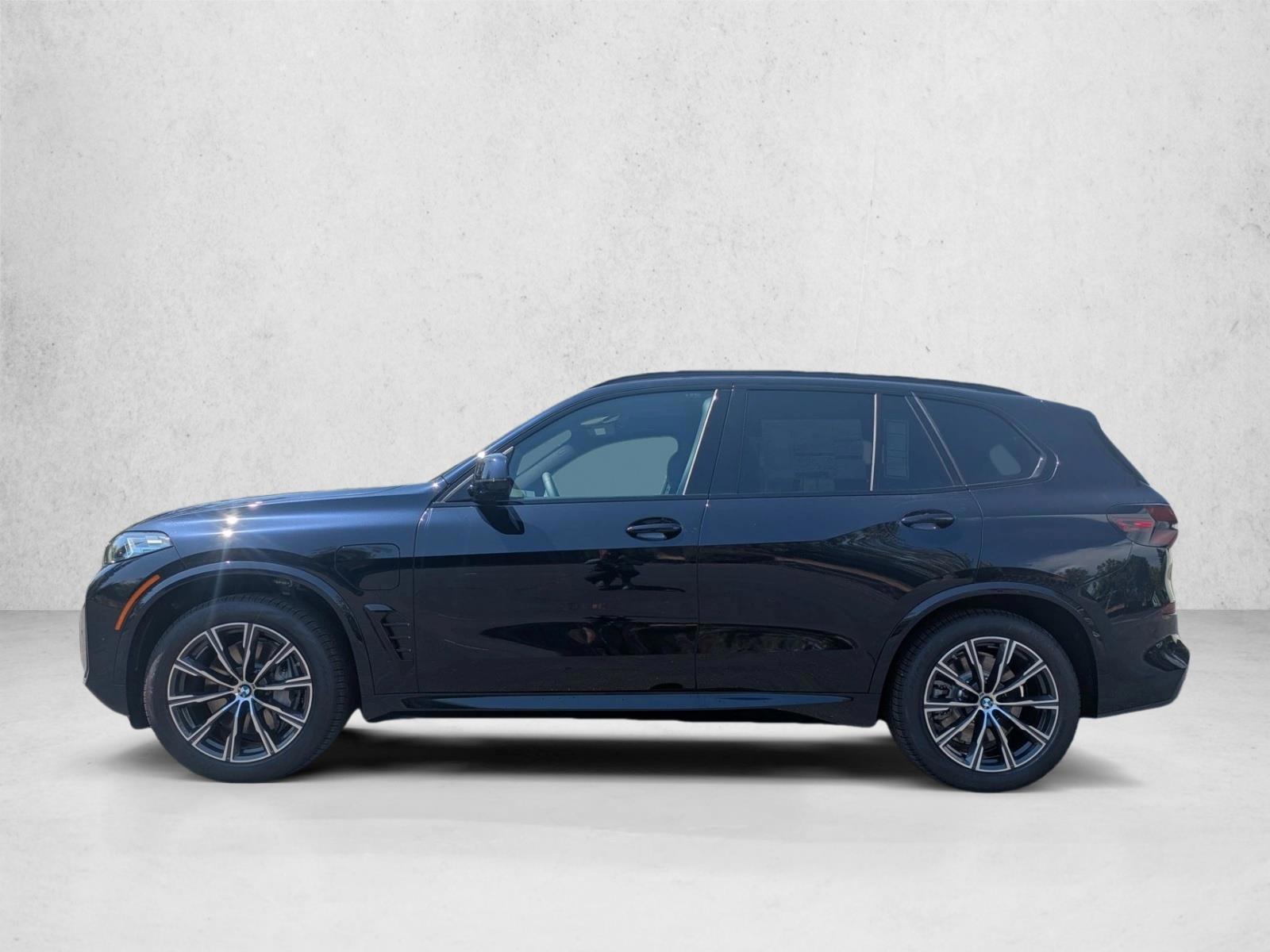 Thumbnail: 2026 BMW X5 - 2