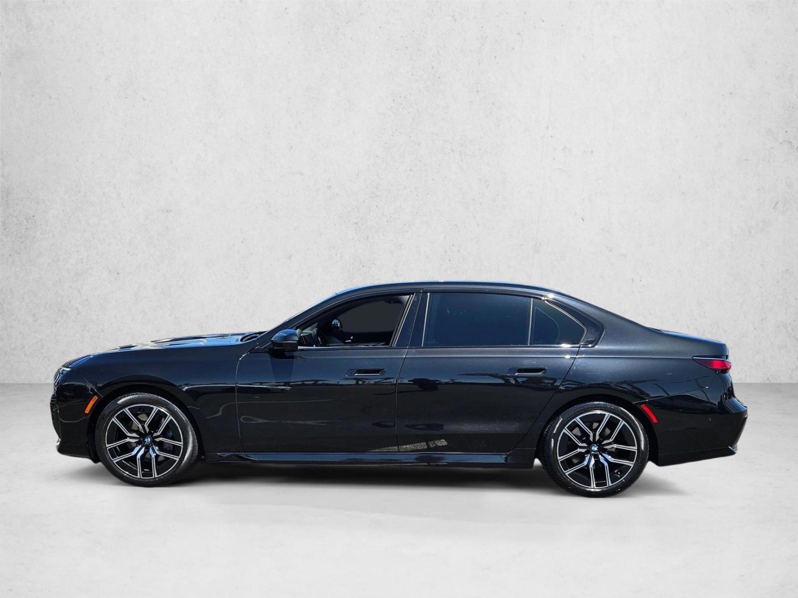 Thumbnail: 2023 BMW 7 Series - 2