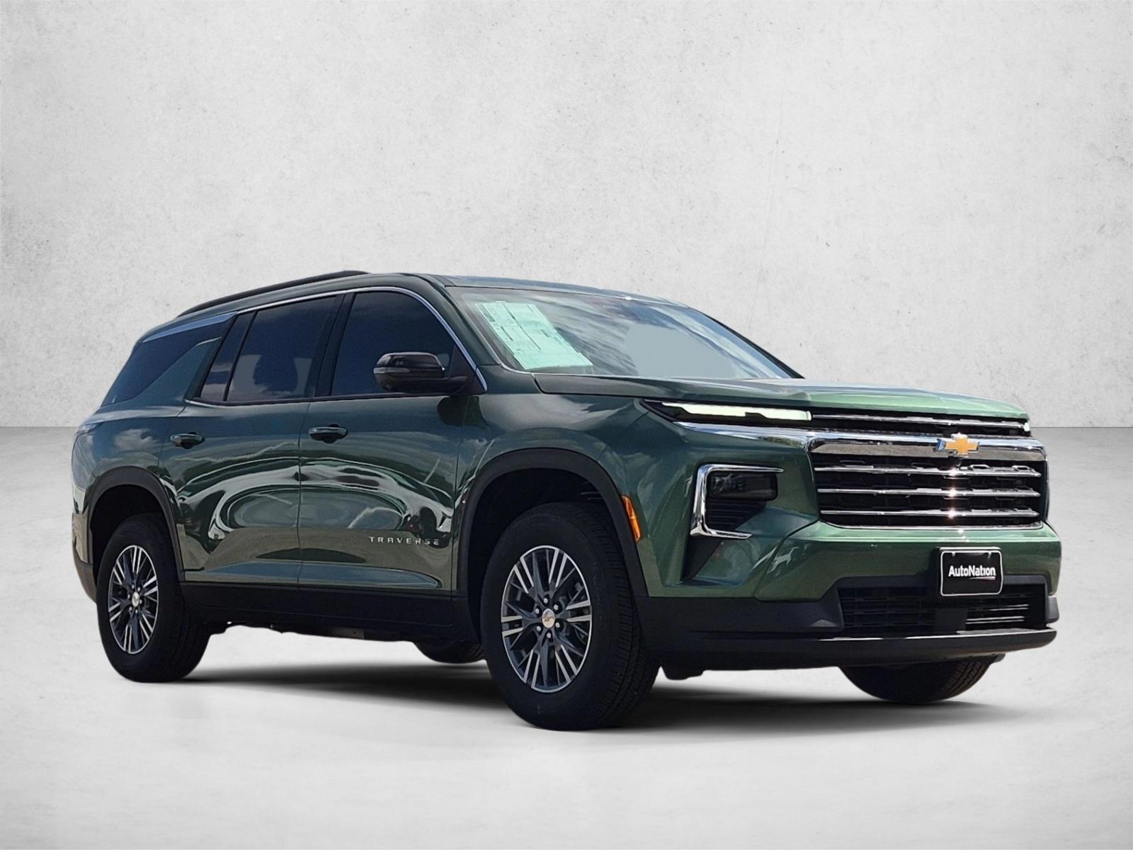 2027 Chevrolet Traverse LT - Photo 7