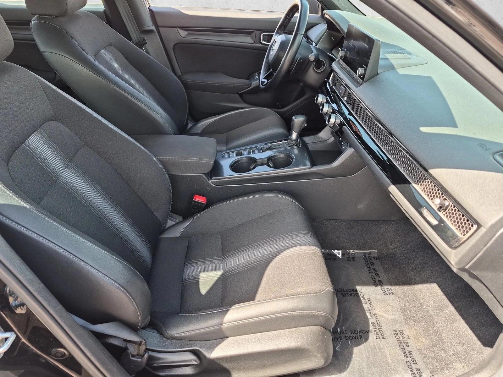 2025 Honda Civic Hatchback Sport - Photo 25
