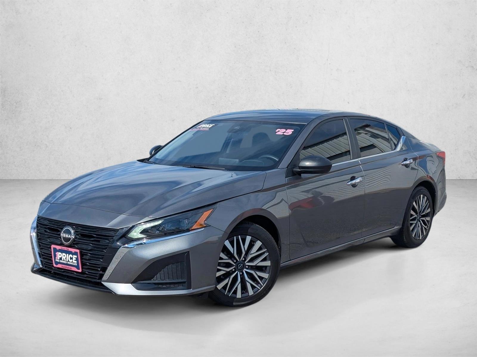 Thumbnail: 2025 Nissan Altima - 1