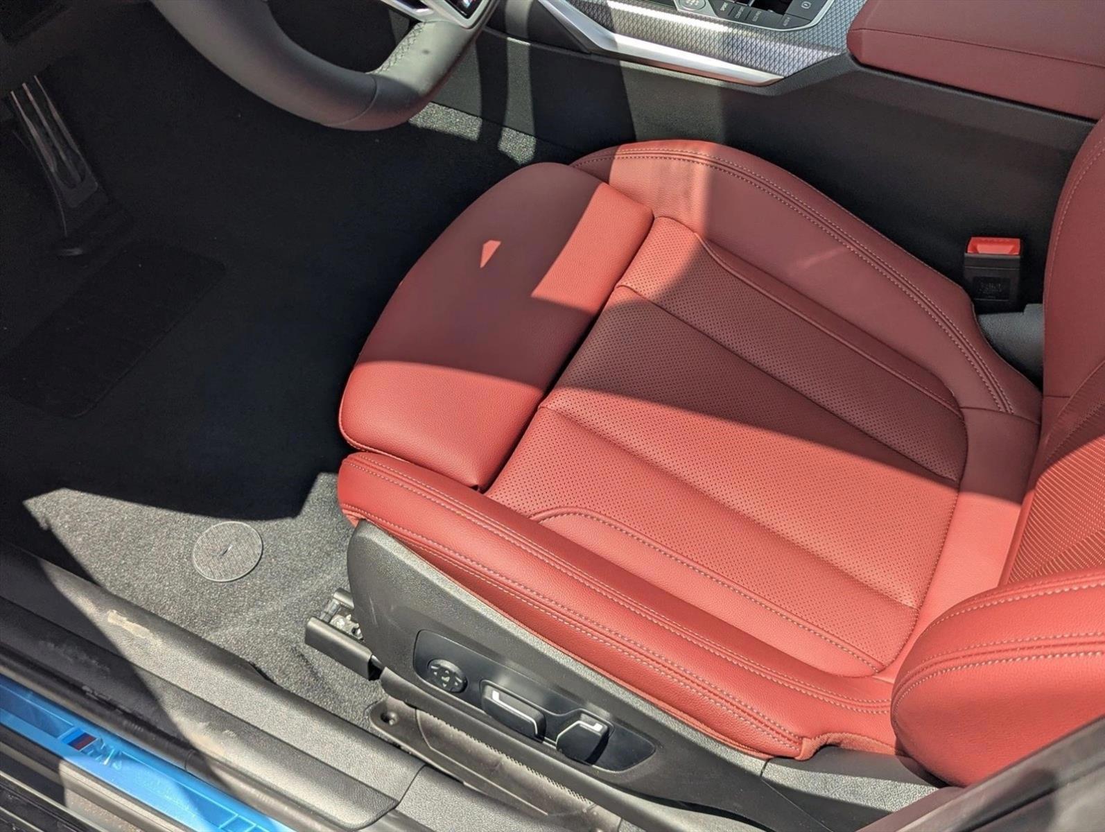 Thumbnail: 2026 BMW 3 Series - 4