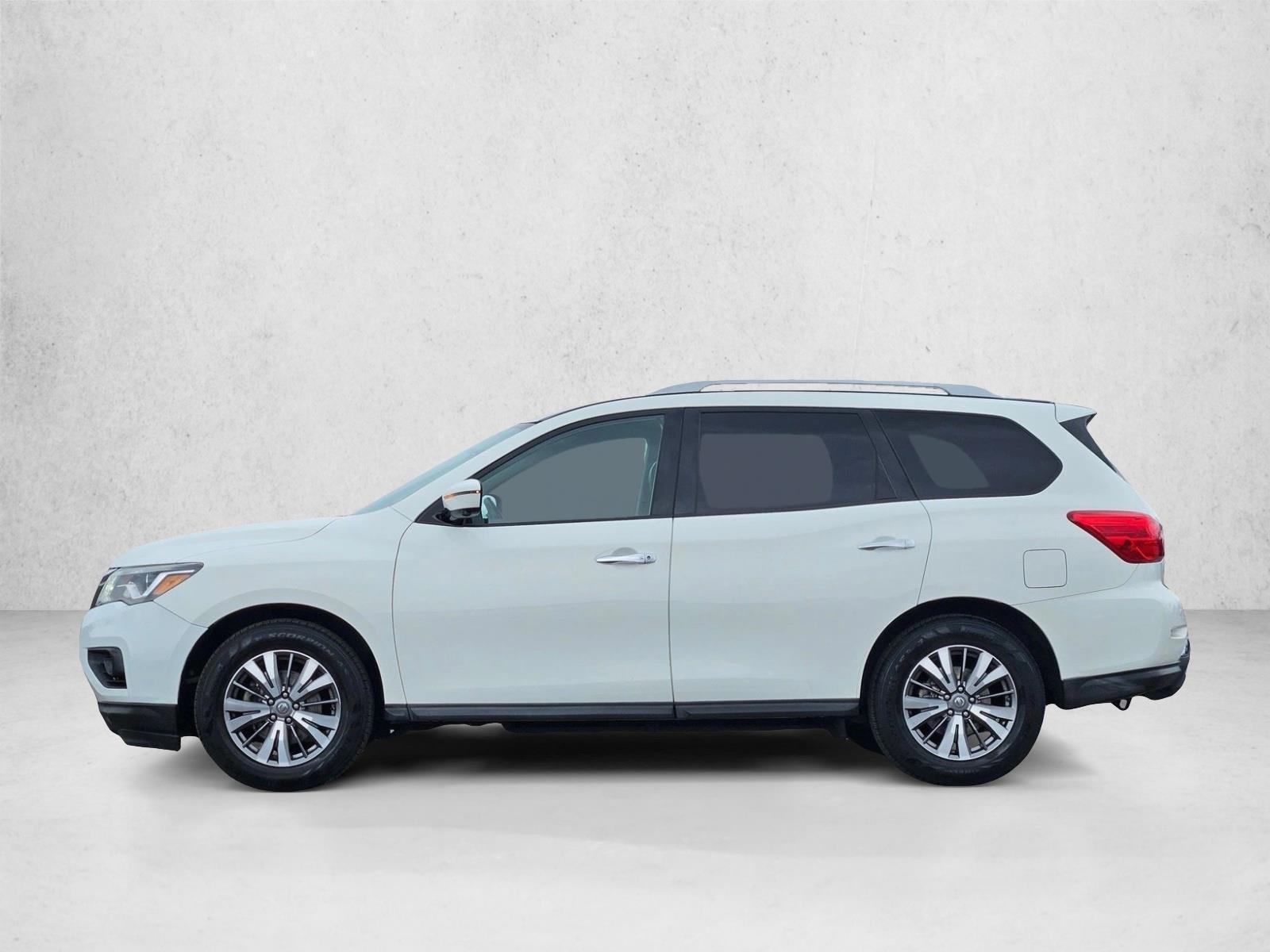 Thumbnail: 2018 Nissan Pathfinder - 2