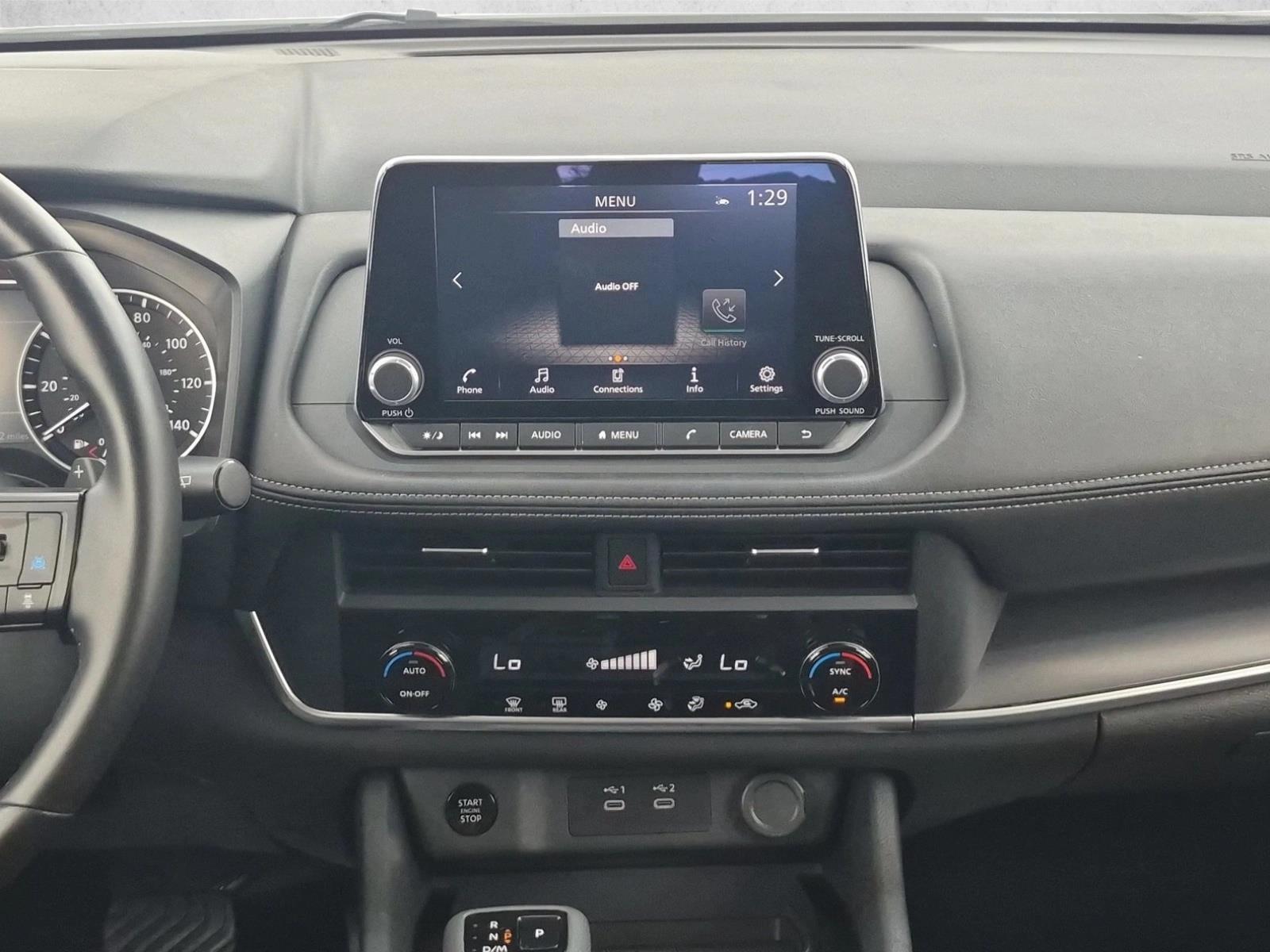 2025 Nissan Rogue SV - Photo 14