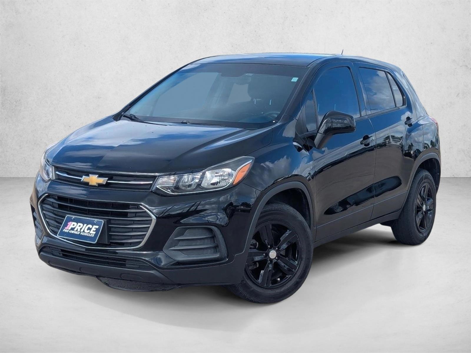 Thumbnail: 2022 Chevrolet Trax - 1