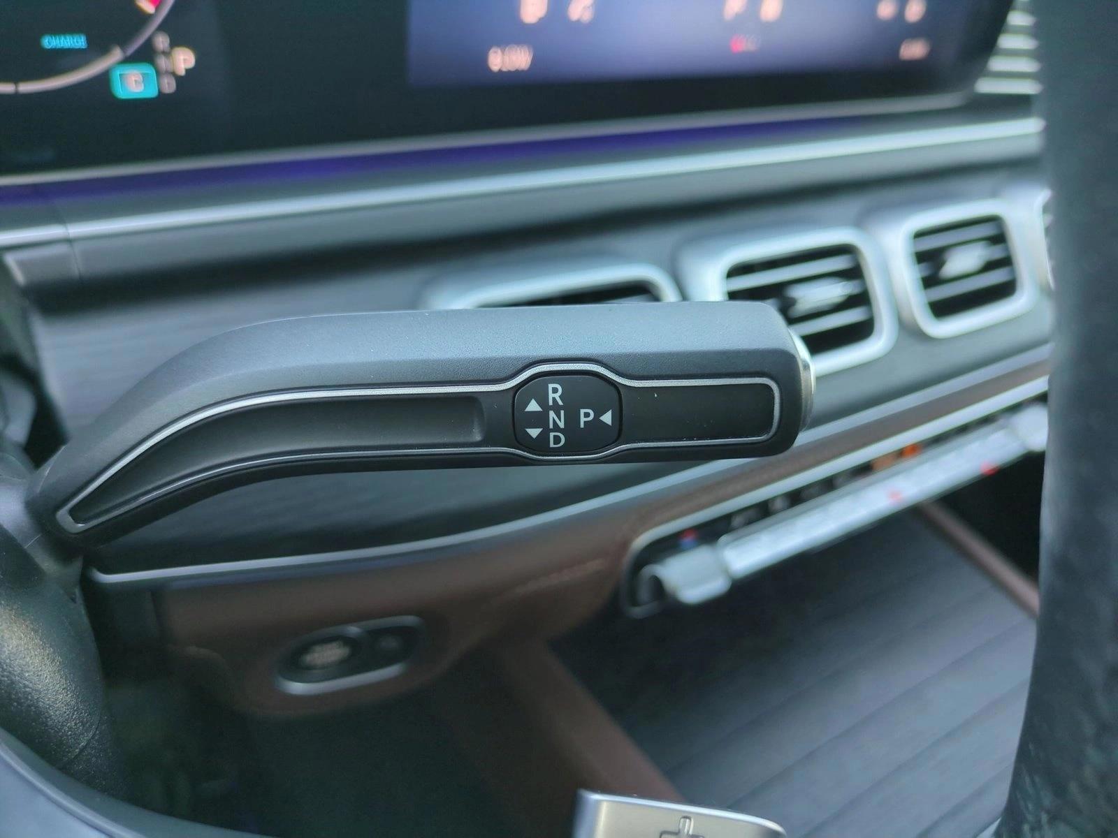 2025 Mercedes-Benz GLS Base - Photo 12