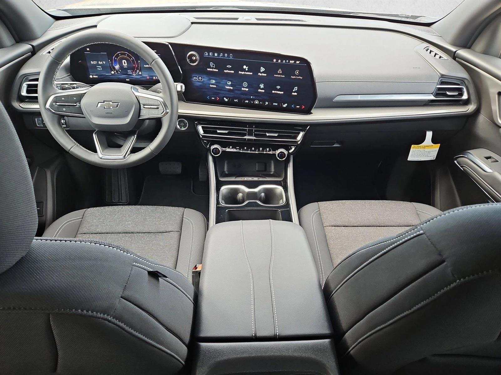 Thumbnail: 2026 Chevrolet Traverse - 4