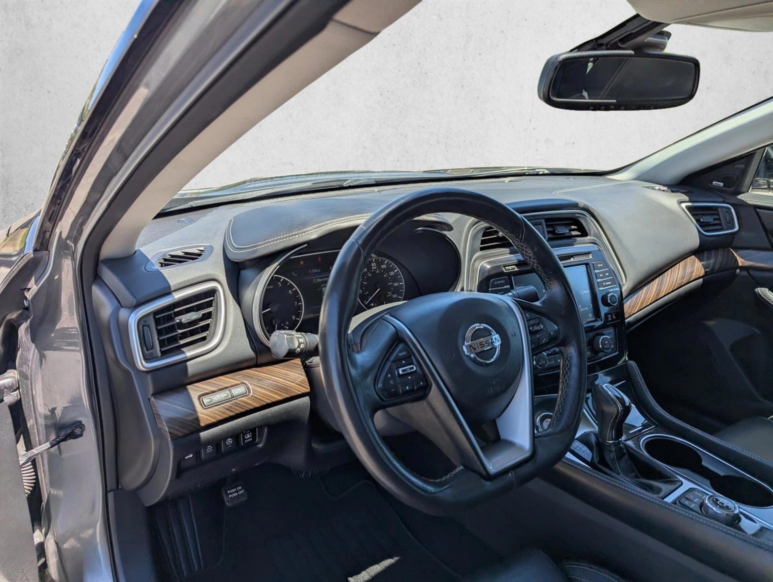 Thumbnail: 2017 Nissan Maxima - 3