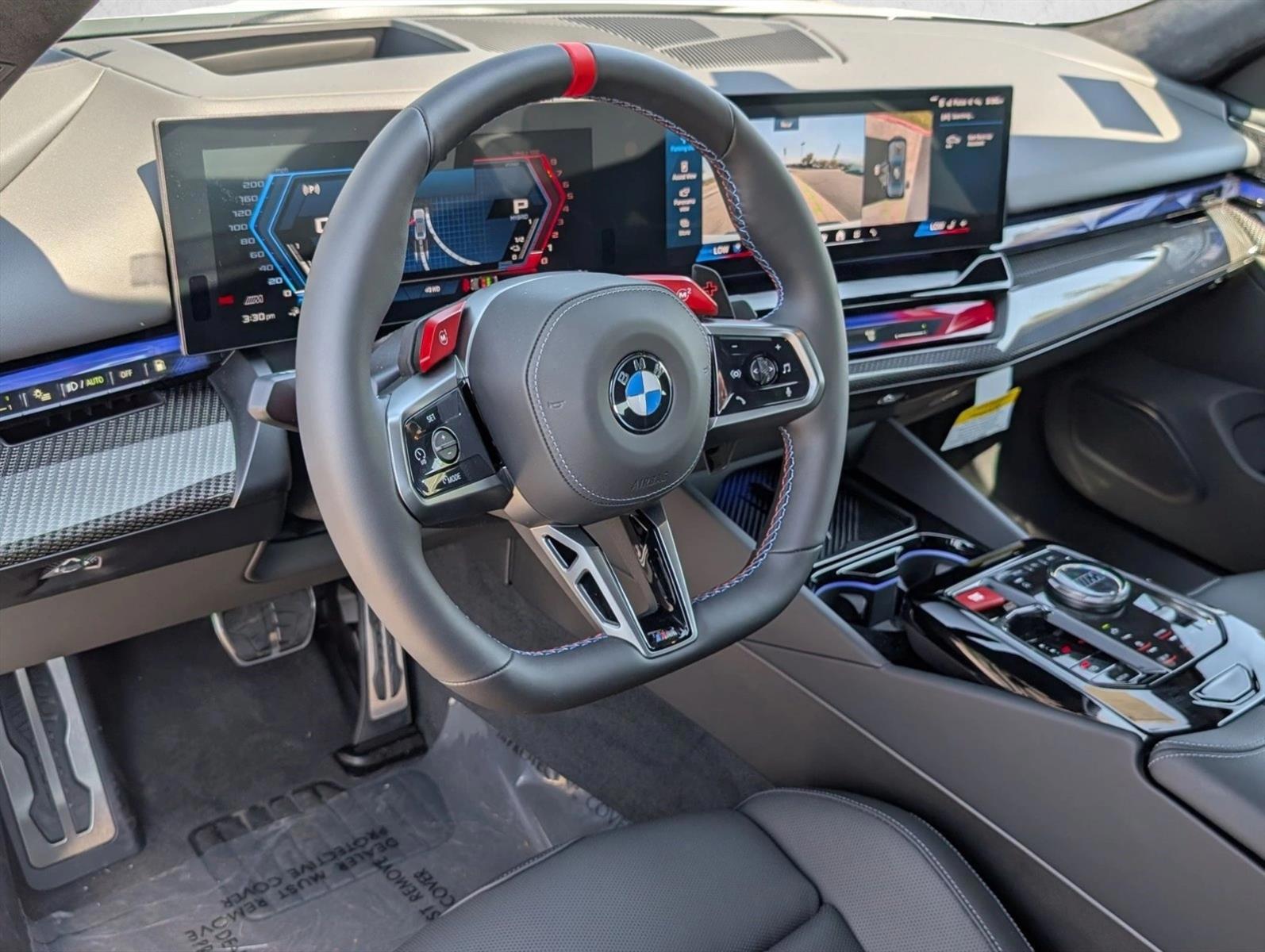 Thumbnail: 2026 BMW M5 - 3