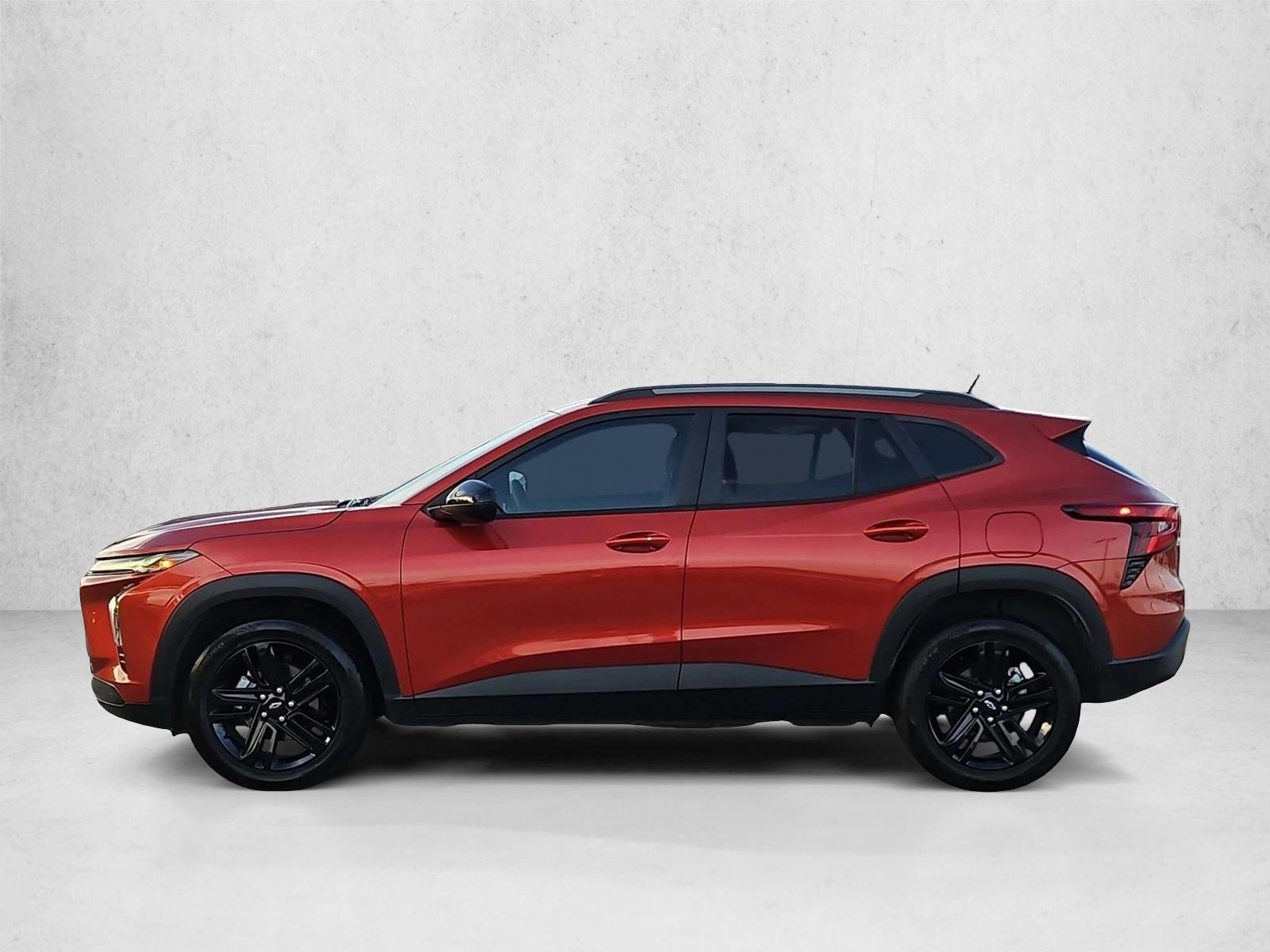 Thumbnail: 2024 Chevrolet Trax - 2