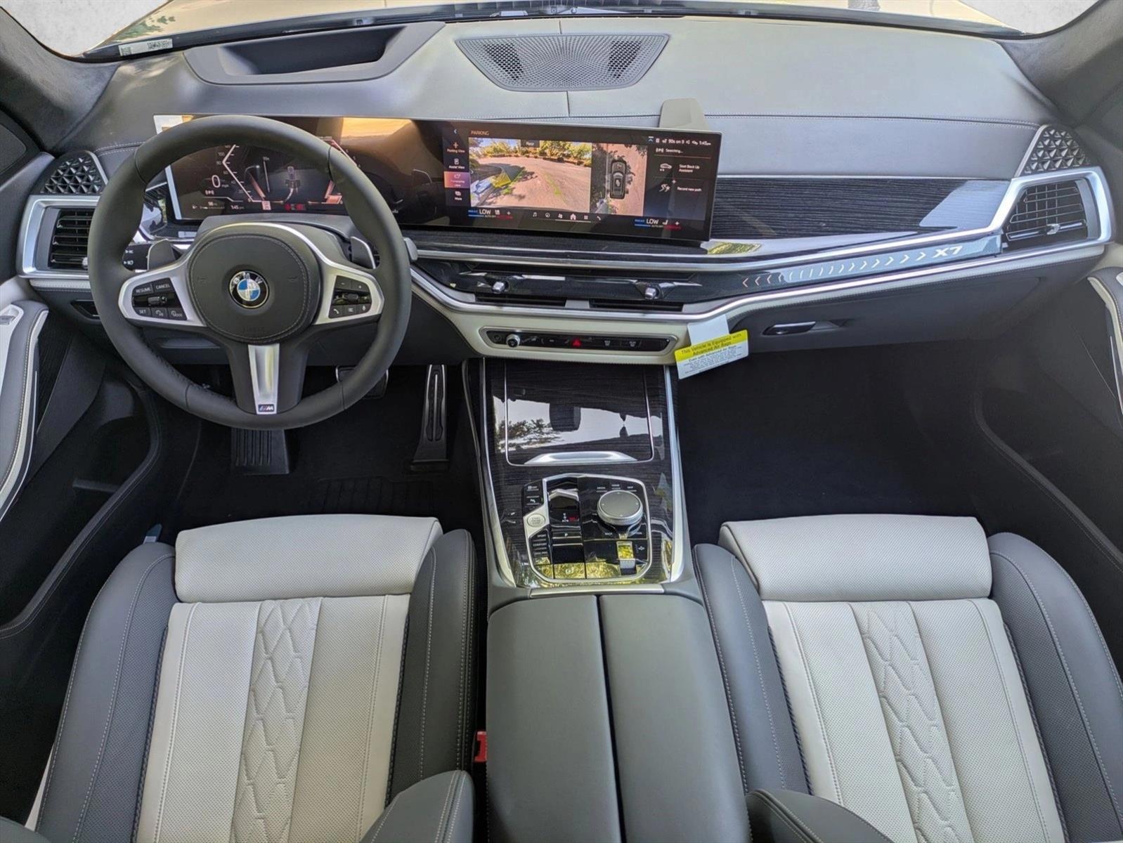 Thumbnail: 2025 BMW X7 - 4