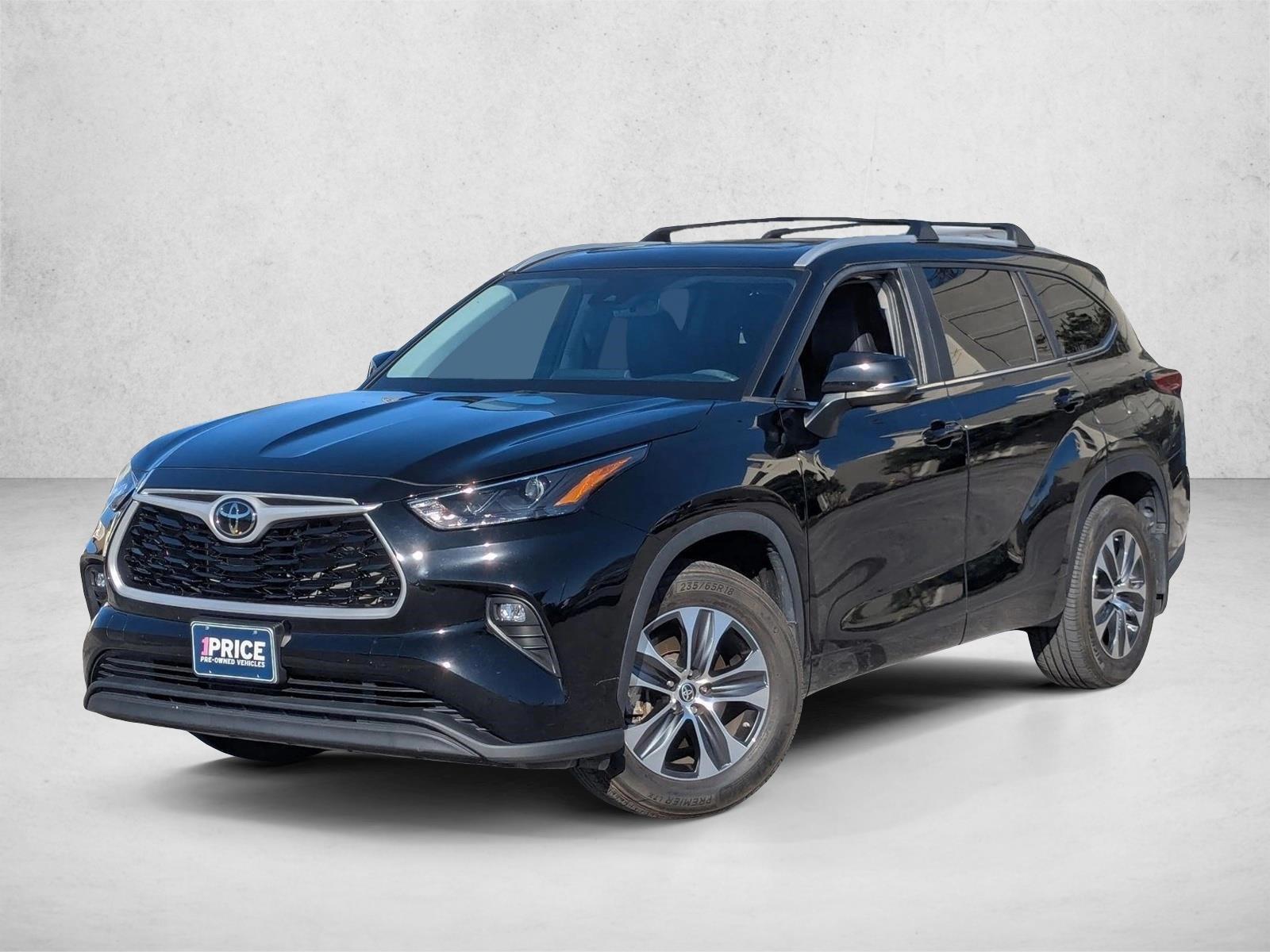 Thumbnail: 2023 Toyota Highlander - 1