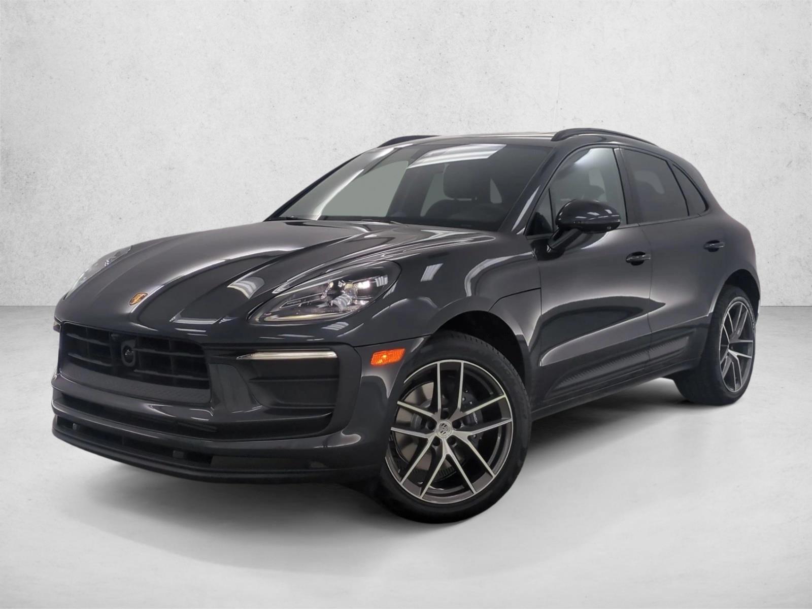 Thumbnail: 2026 Porsche Macan - 1