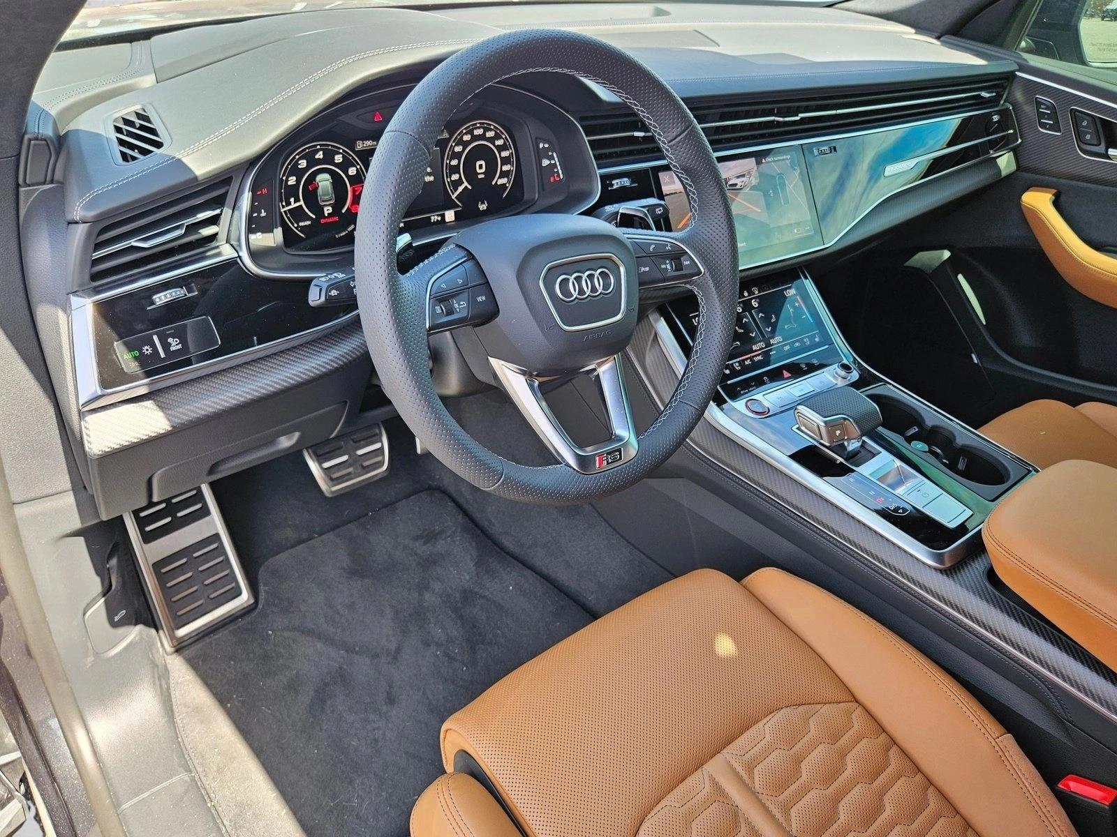Thumbnail: 2026 Audi RS Q8 - 3