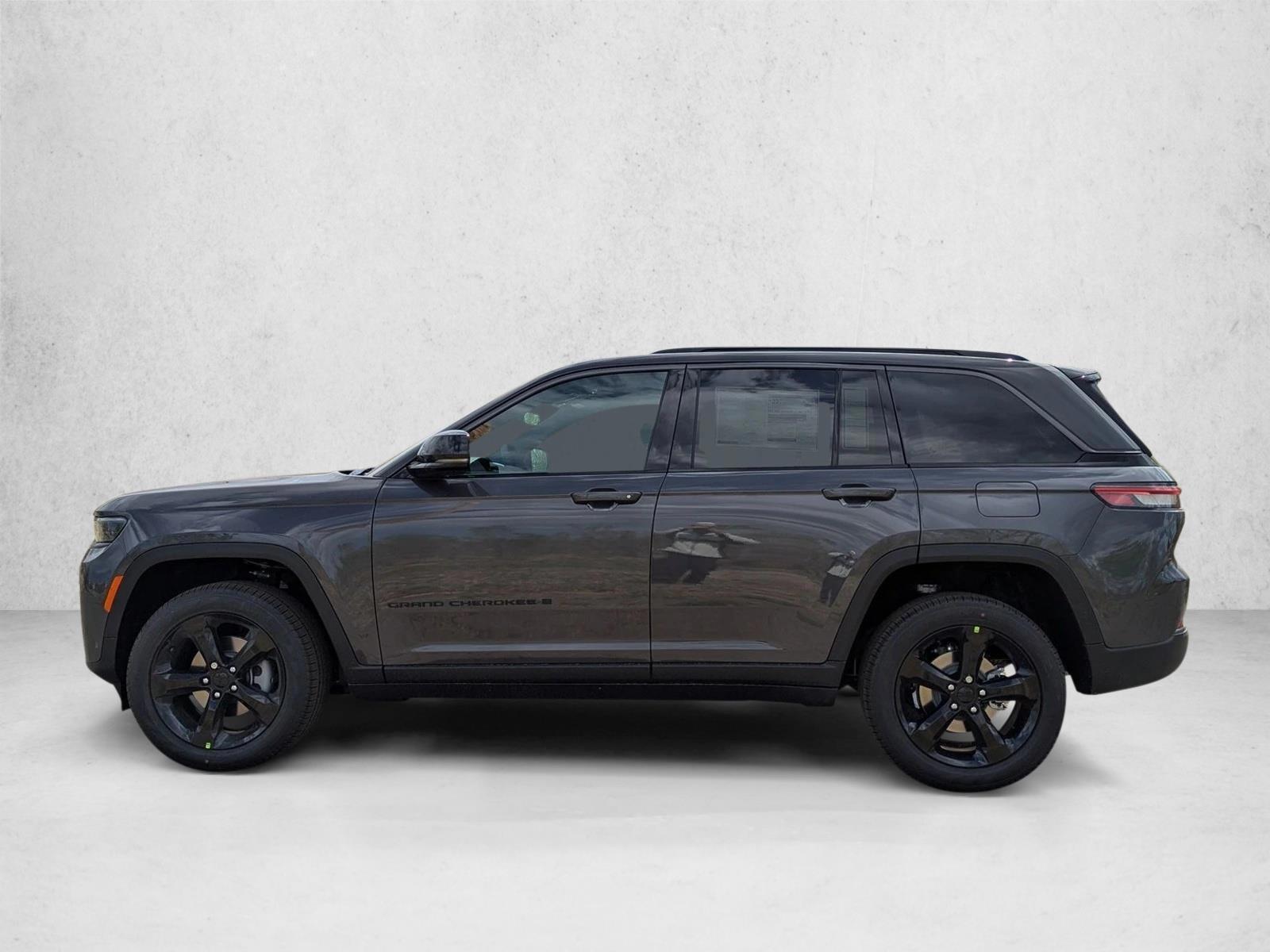 Thumbnail: 2026 Jeep Grand Cherokee - 2