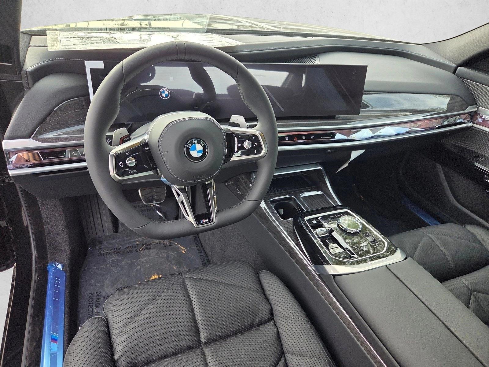 Thumbnail: 2026 BMW 7 Series - 3