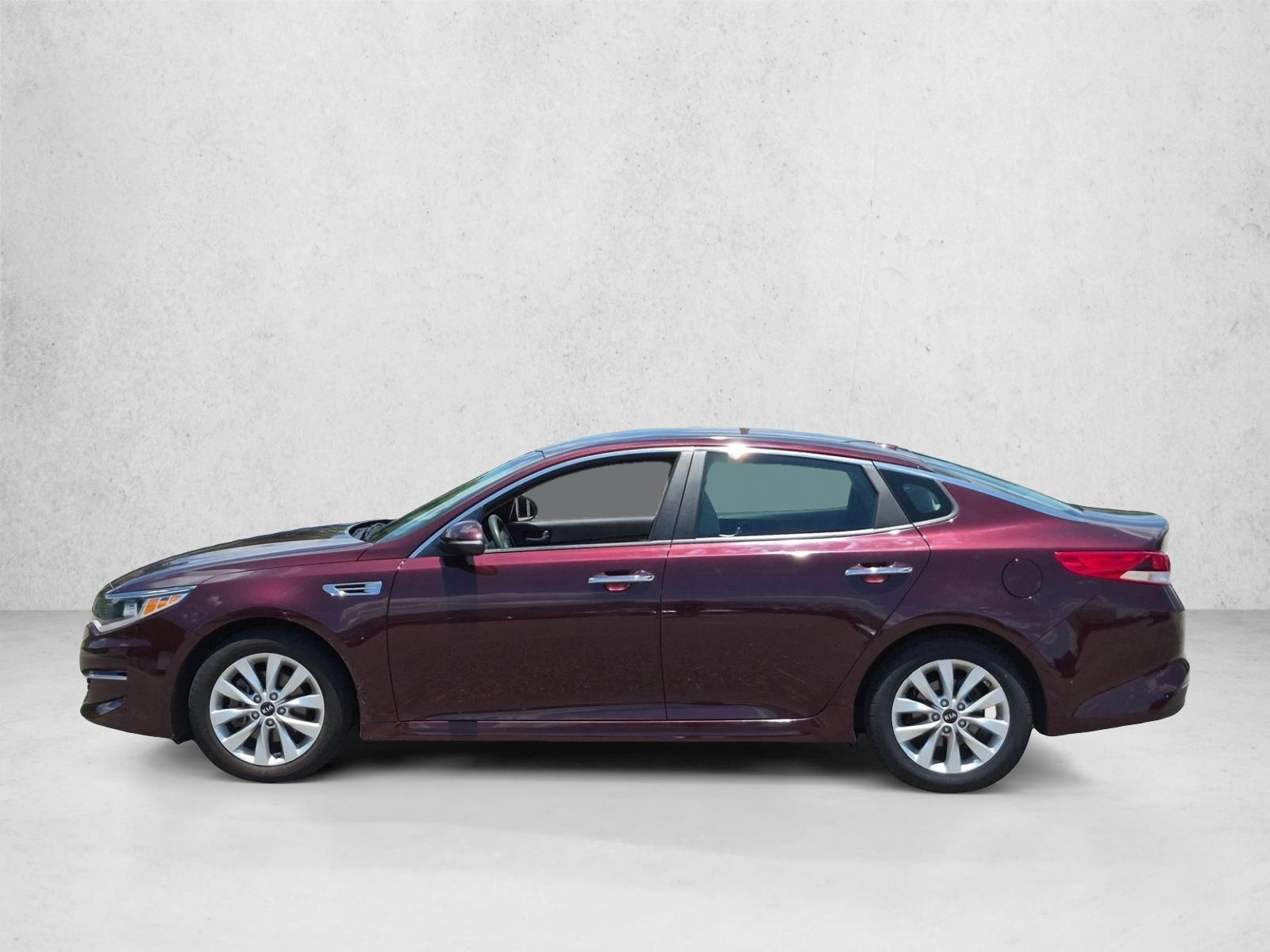 Thumbnail: 2016 Kia Optima - 2