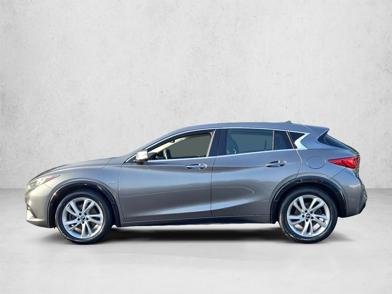 2017 INFINITI QX30