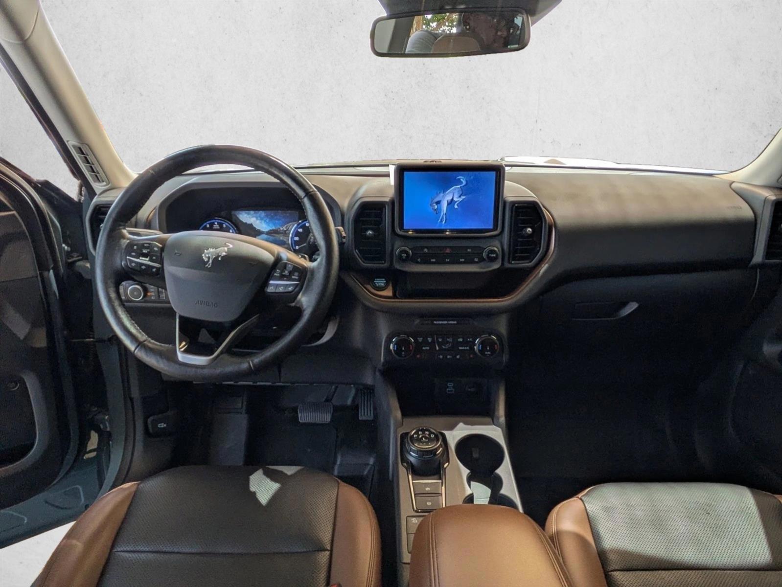 Thumbnail: 2022 Ford Bronco Sport - 3