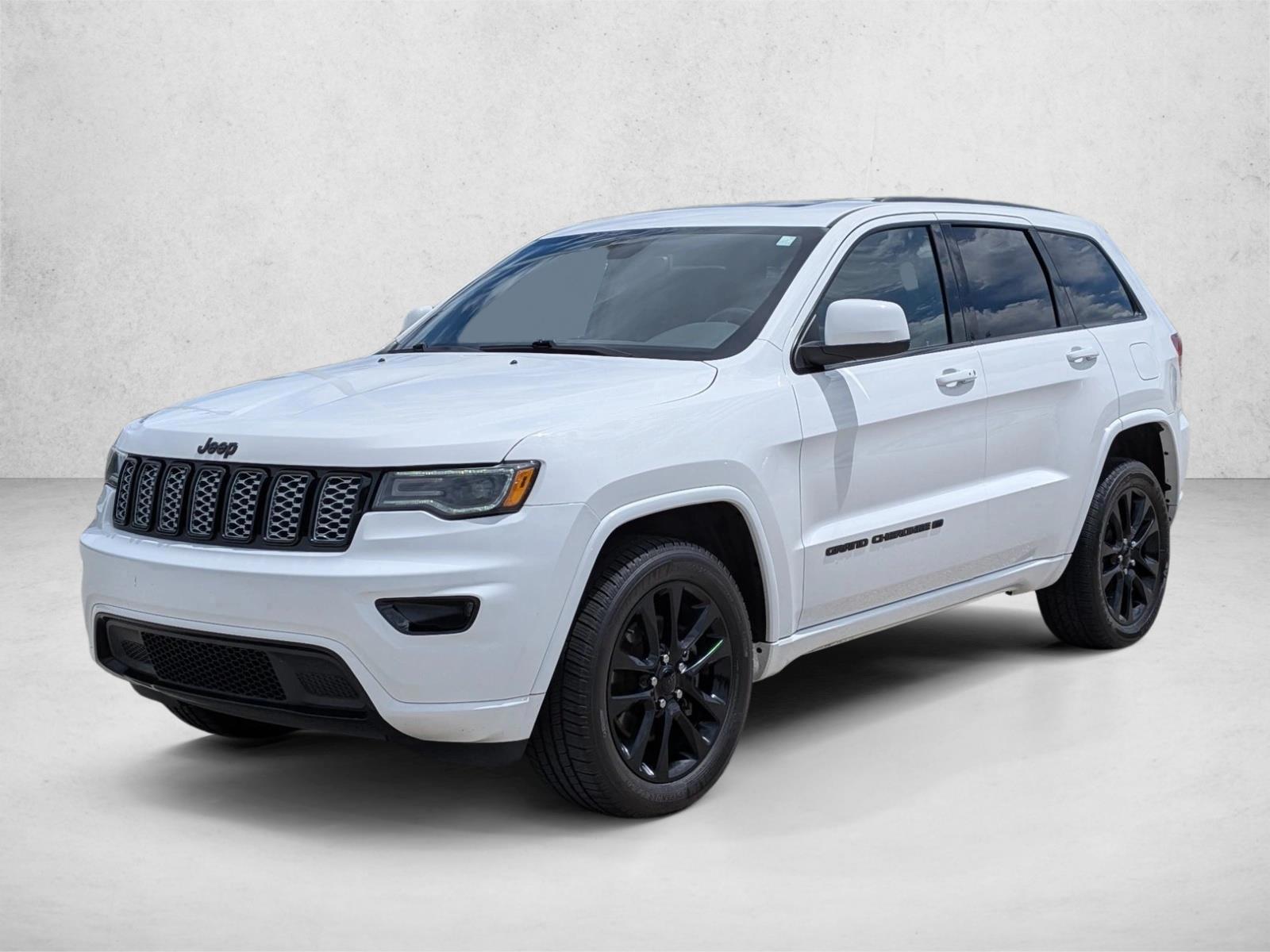 Thumbnail: 2022 Jeep Grand Cherokee - 1