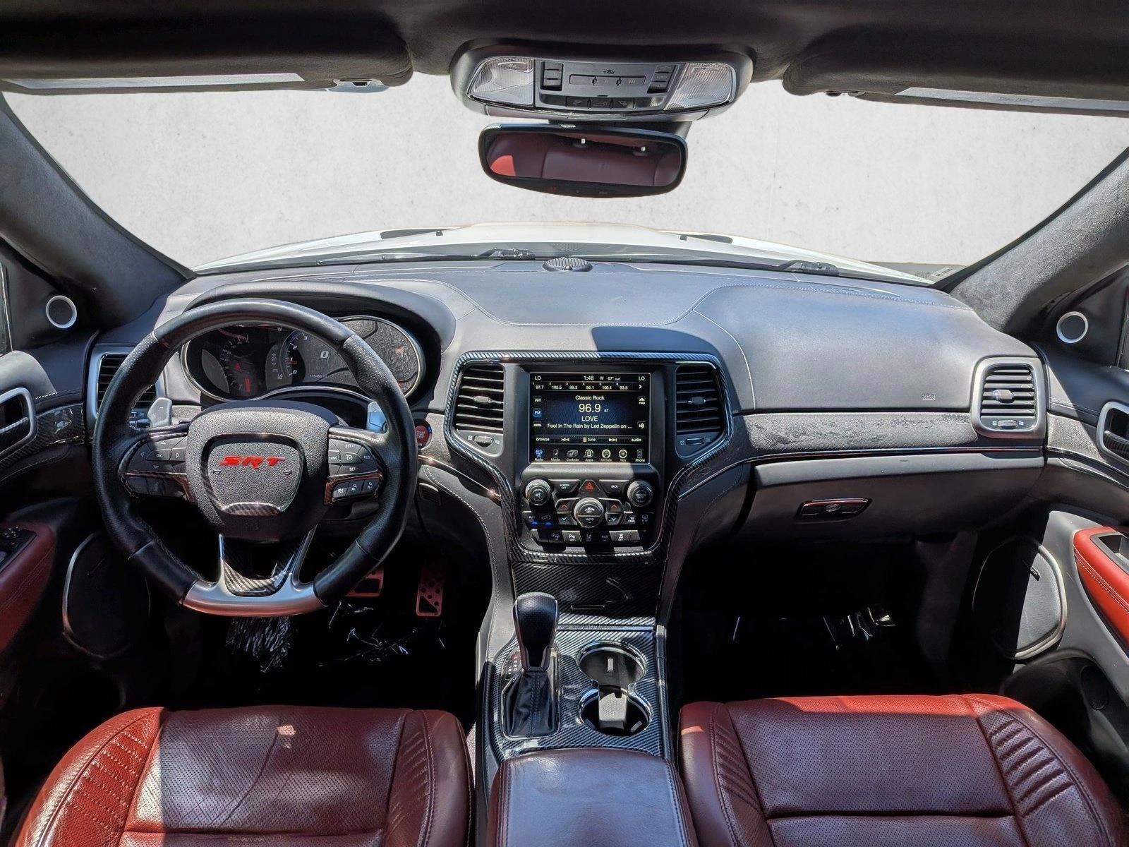 Thumbnail: 2017 Jeep Grand Cherokee - 4