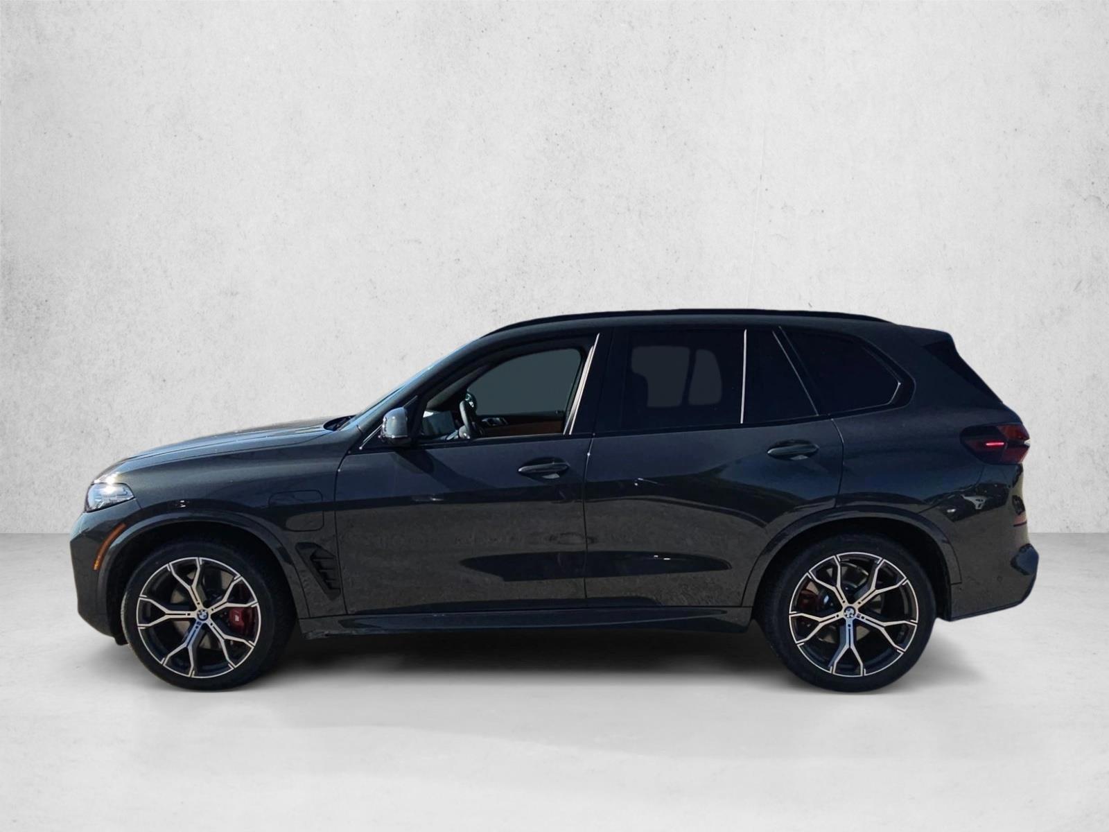 Thumbnail: 2026 BMW X5 - 2