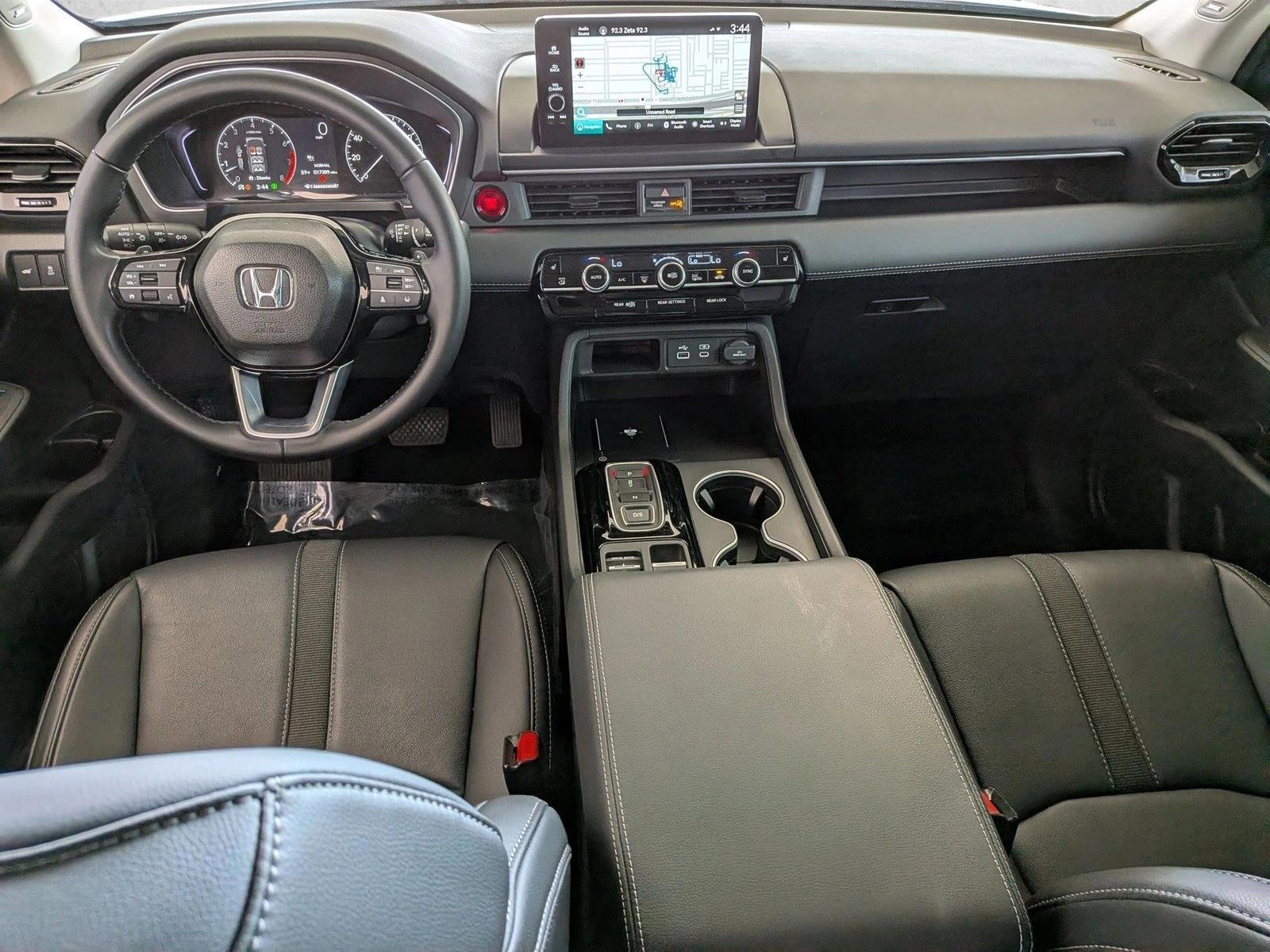 Thumbnail: 2025 Honda Pilot - 3