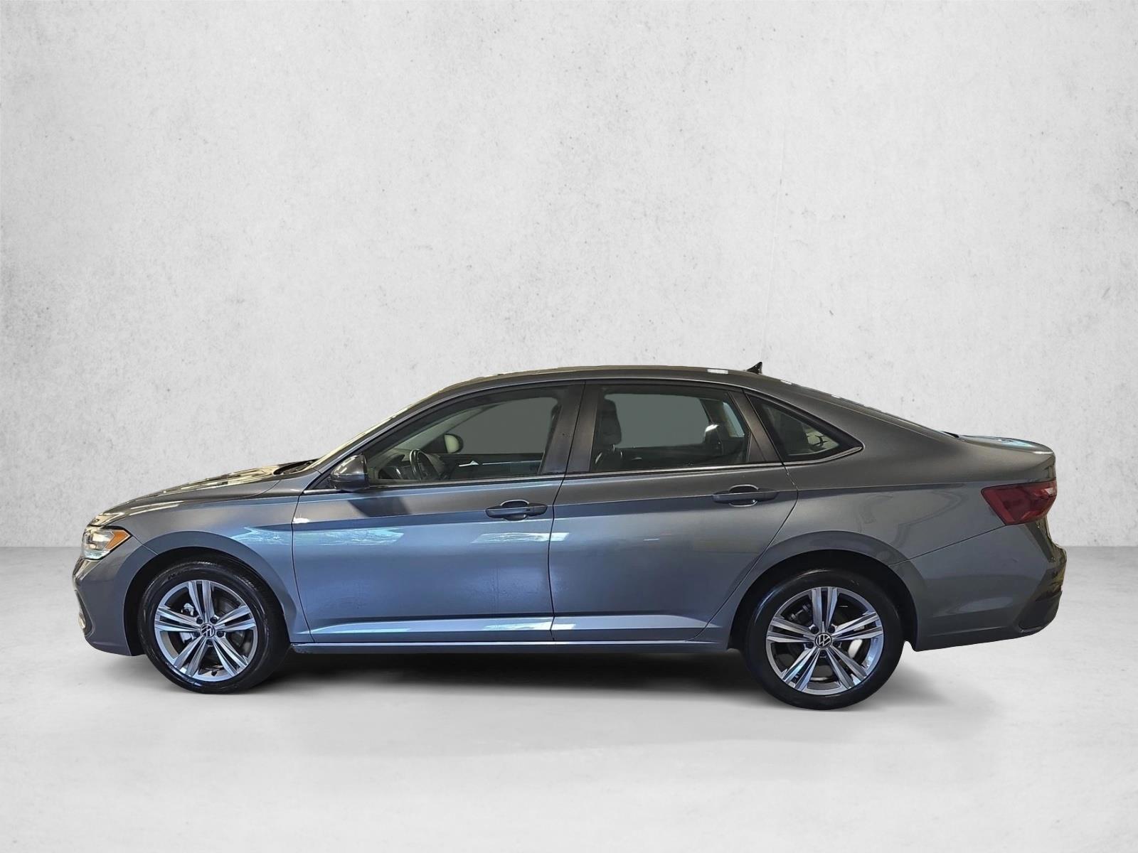 Thumbnail: 2024 Volkswagen Jetta - 2