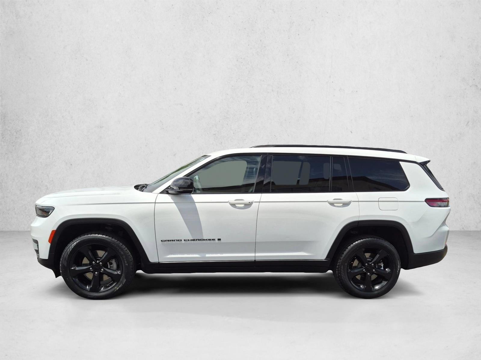 Thumbnail: 2023 Jeep Grand Cherokee L - 2