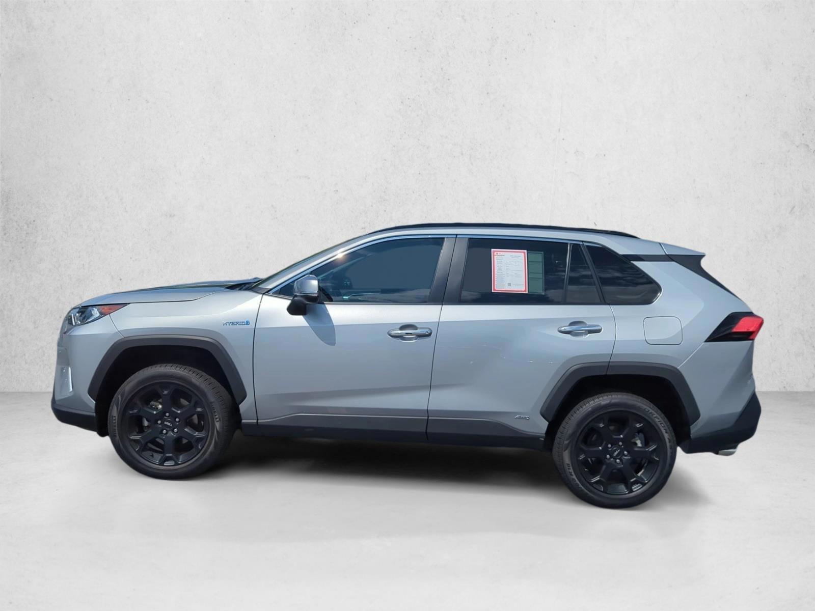 Thumbnail: 2020 Toyota RAV4 - 2
