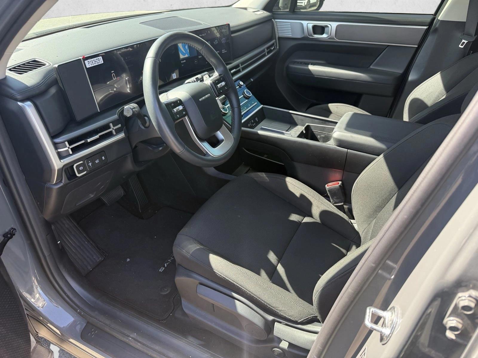 2026 Hyundai Santa Fe SE - Photo 9