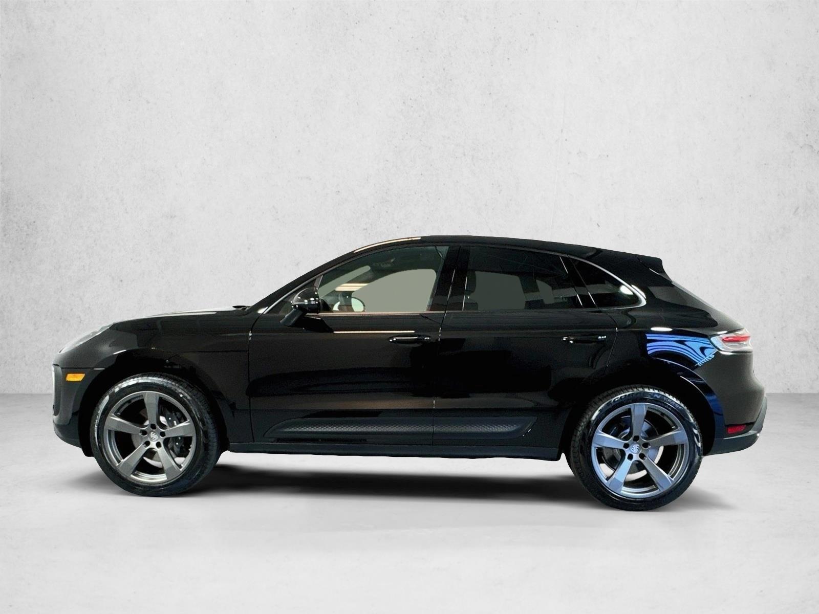 Thumbnail: 2026 Porsche Macan - 2