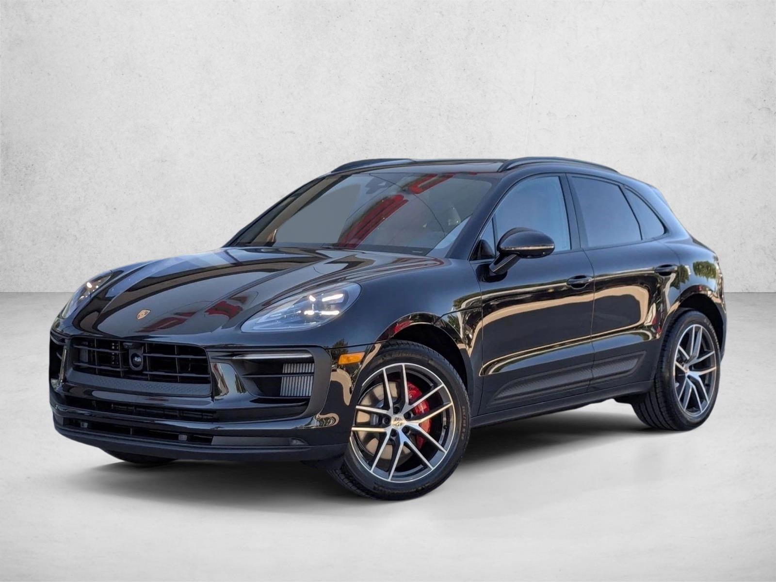 Thumbnail: 2026 Porsche Macan - 1