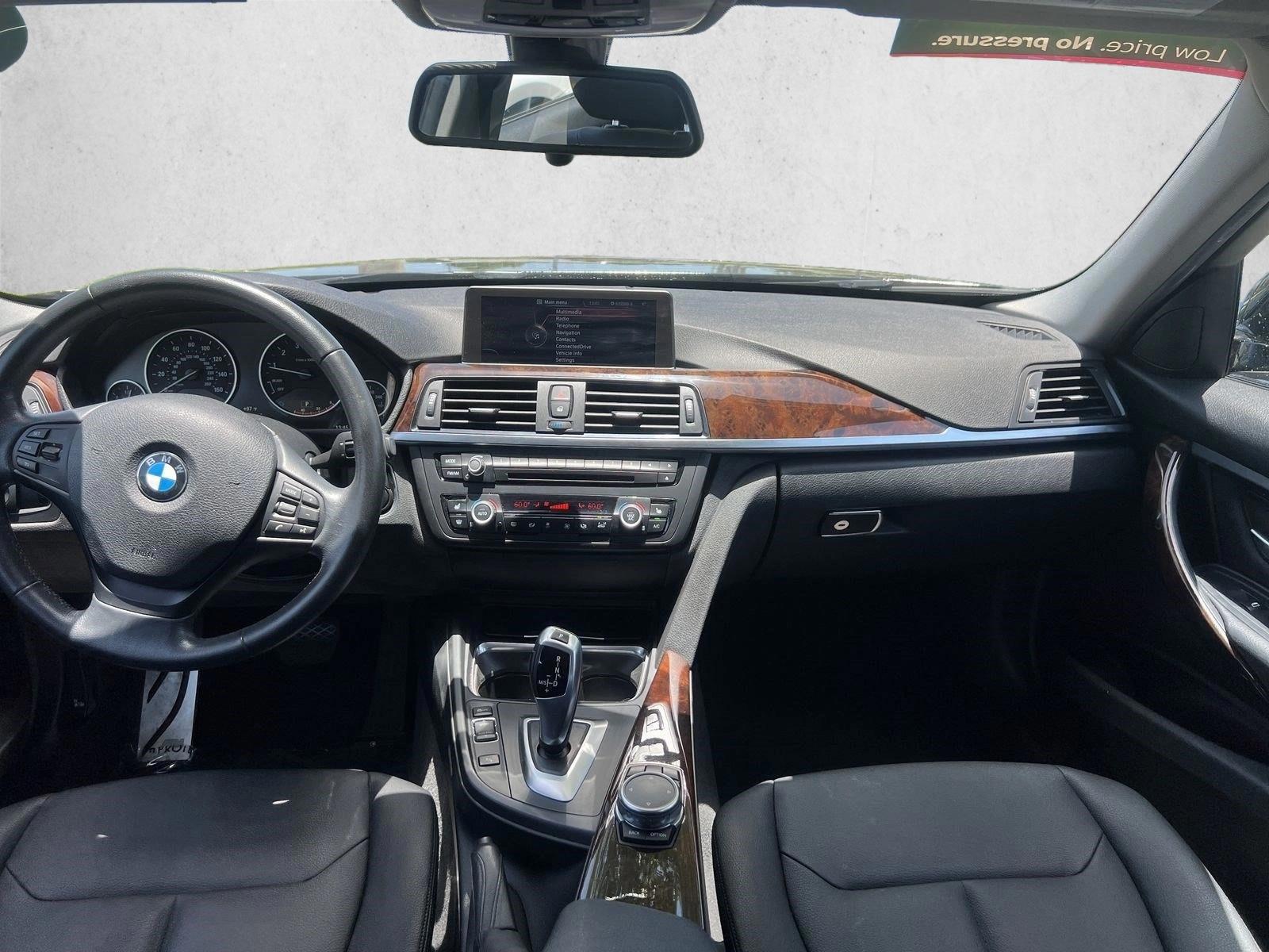 Thumbnail: 2015 BMW 3 Series - 3